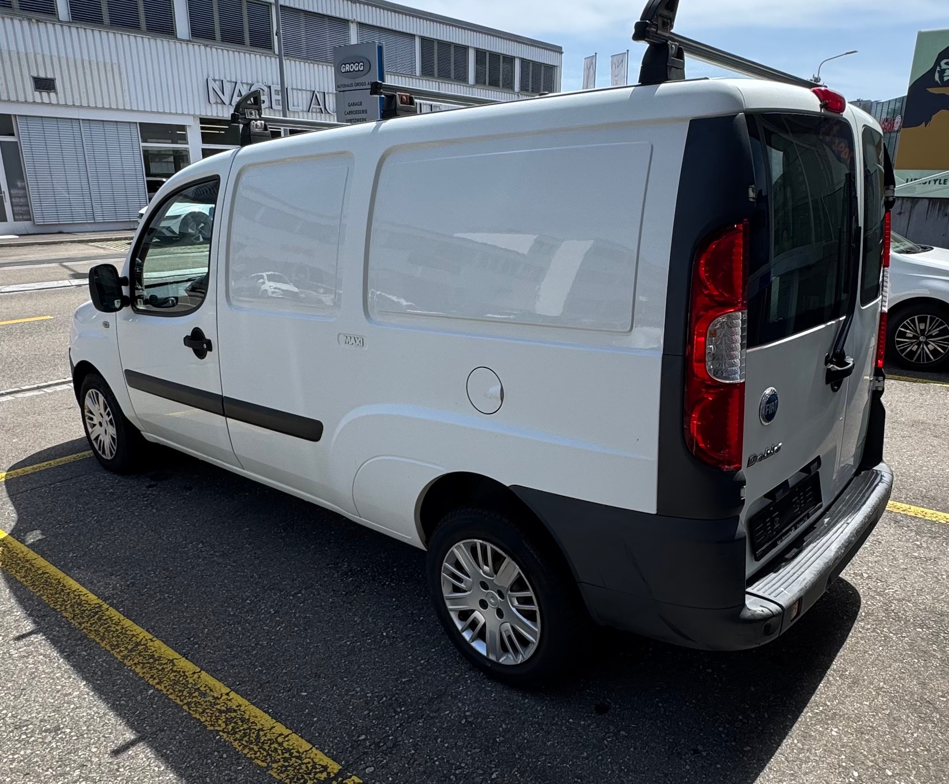 FIAT Doblò 1.9 JTD CargoMaxi Swiss-image-4