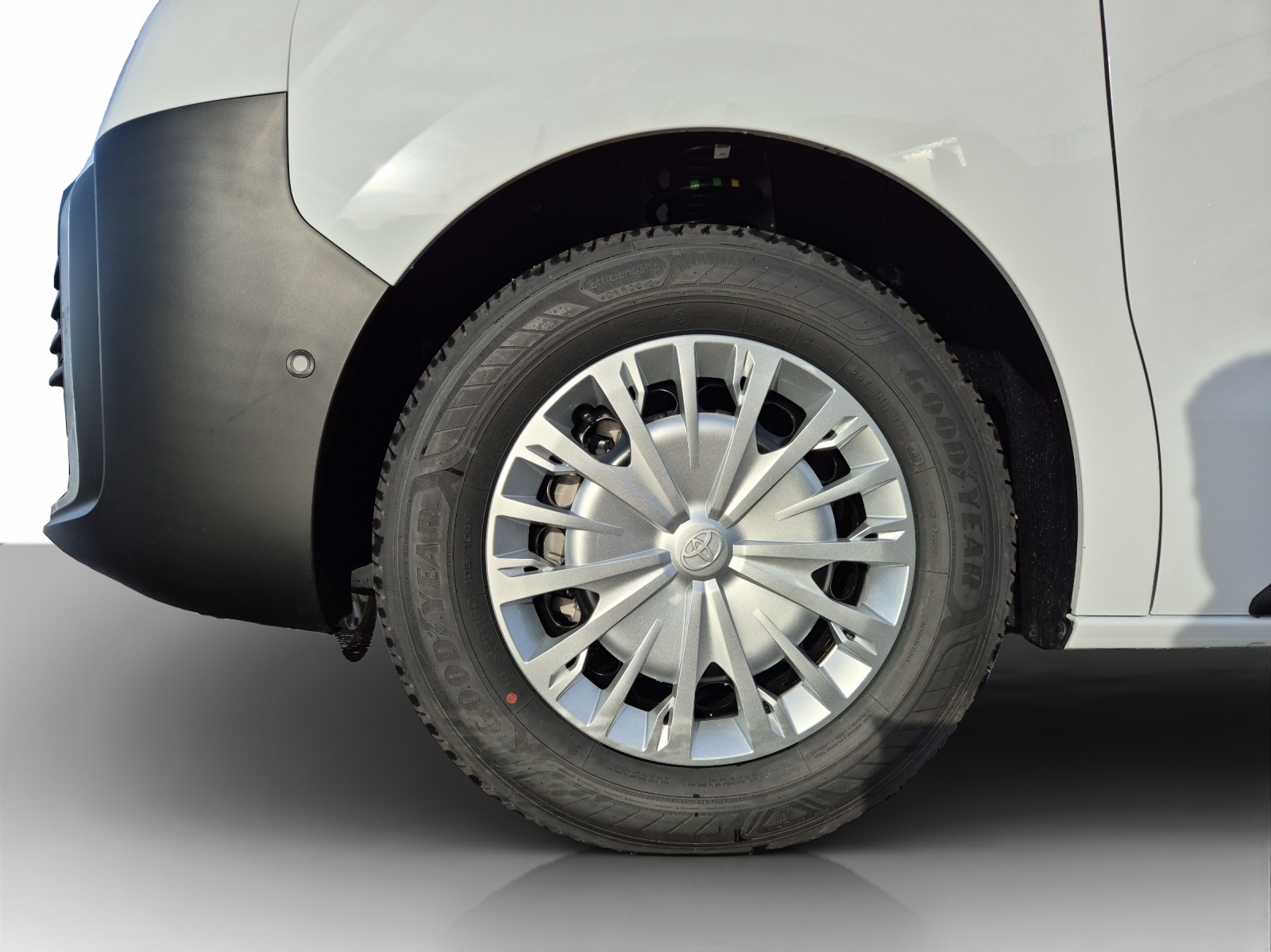 TOYOTA PROACE Van L1 2.2 D Advanced-image-10