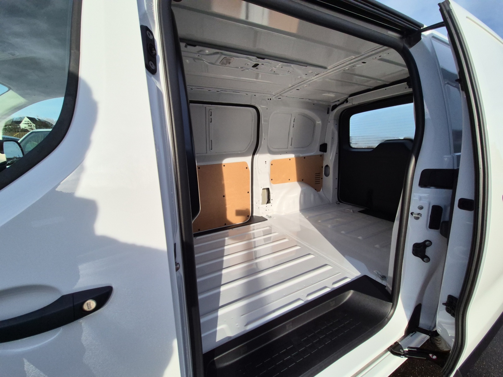 TOYOTA PROACE Van L1 2.2 D Advanced-image-8