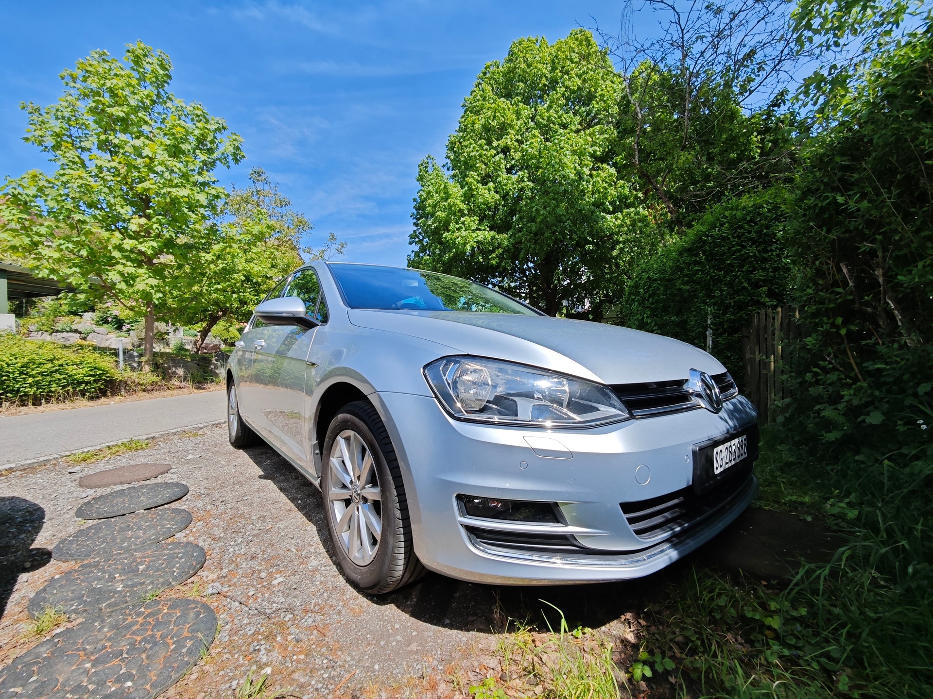 VW 2.0 TDI Lounge-image-0