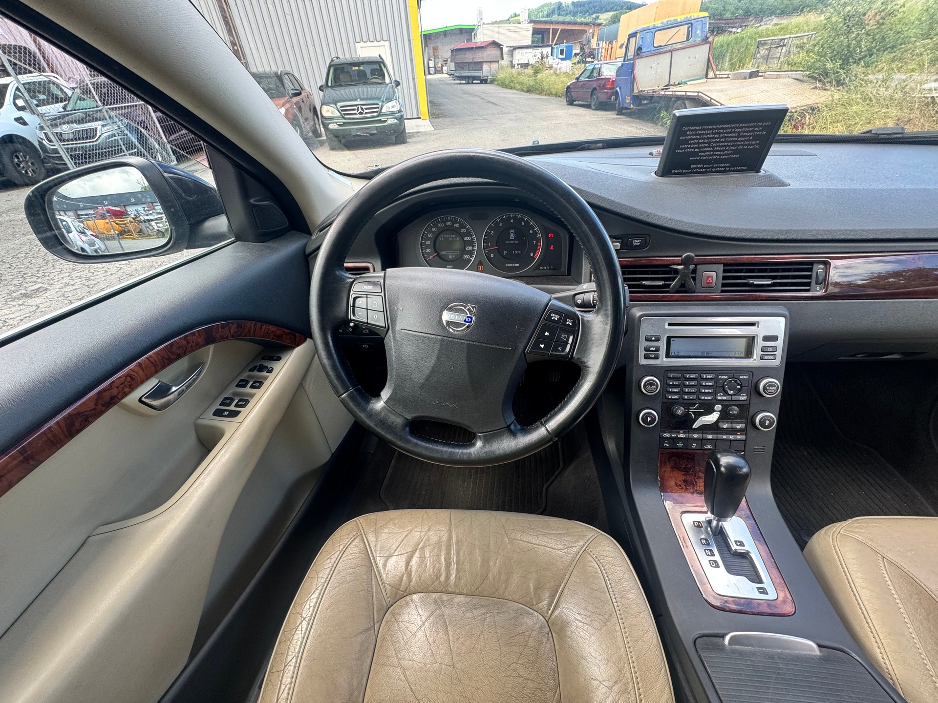 VOLVO S80 3.2 AWD Momentum Geartronic-image-7