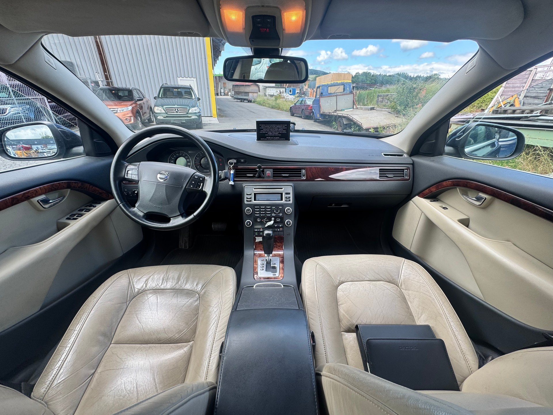 VOLVO S80 3.2 AWD Momentum Geartronic-image-10