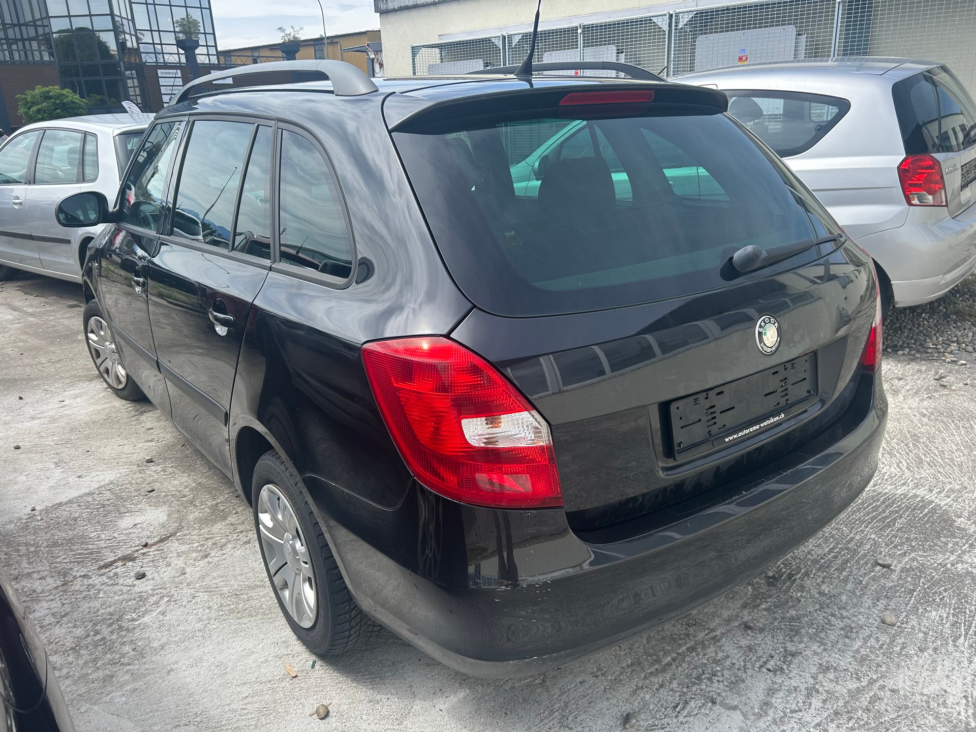SKODA Fabia 1.2 Entry-image-5