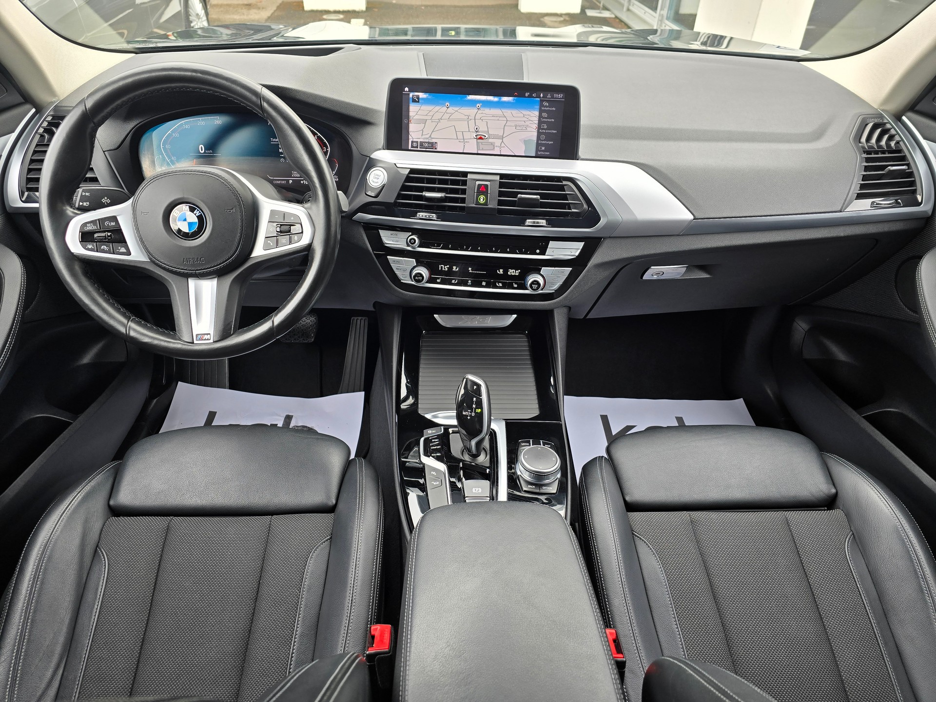 BMW X3 xDrive 20i Individual M Sport Steptronic-image-3
