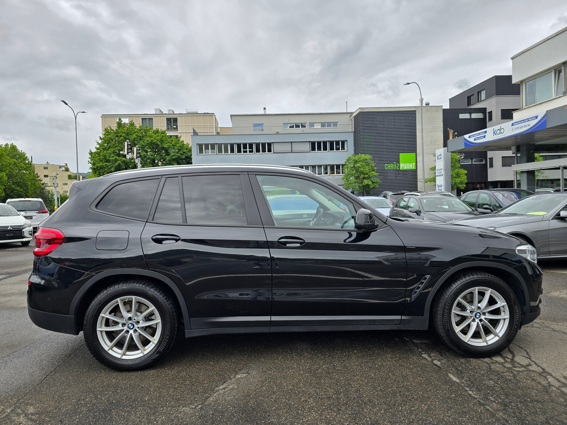 BMW X3 xDrive 20i Individual M Sport Steptronic-image-5
