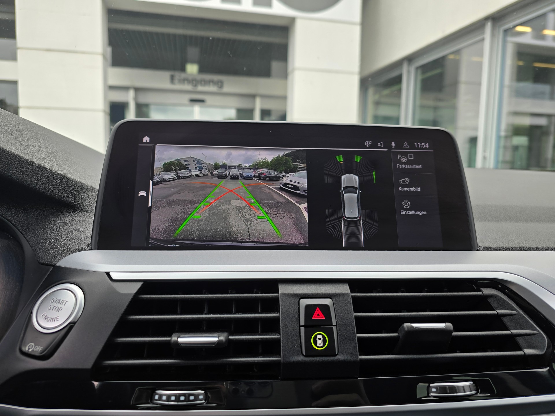 BMW X3 xDrive 20i Individual M Sport Steptronic-image-24