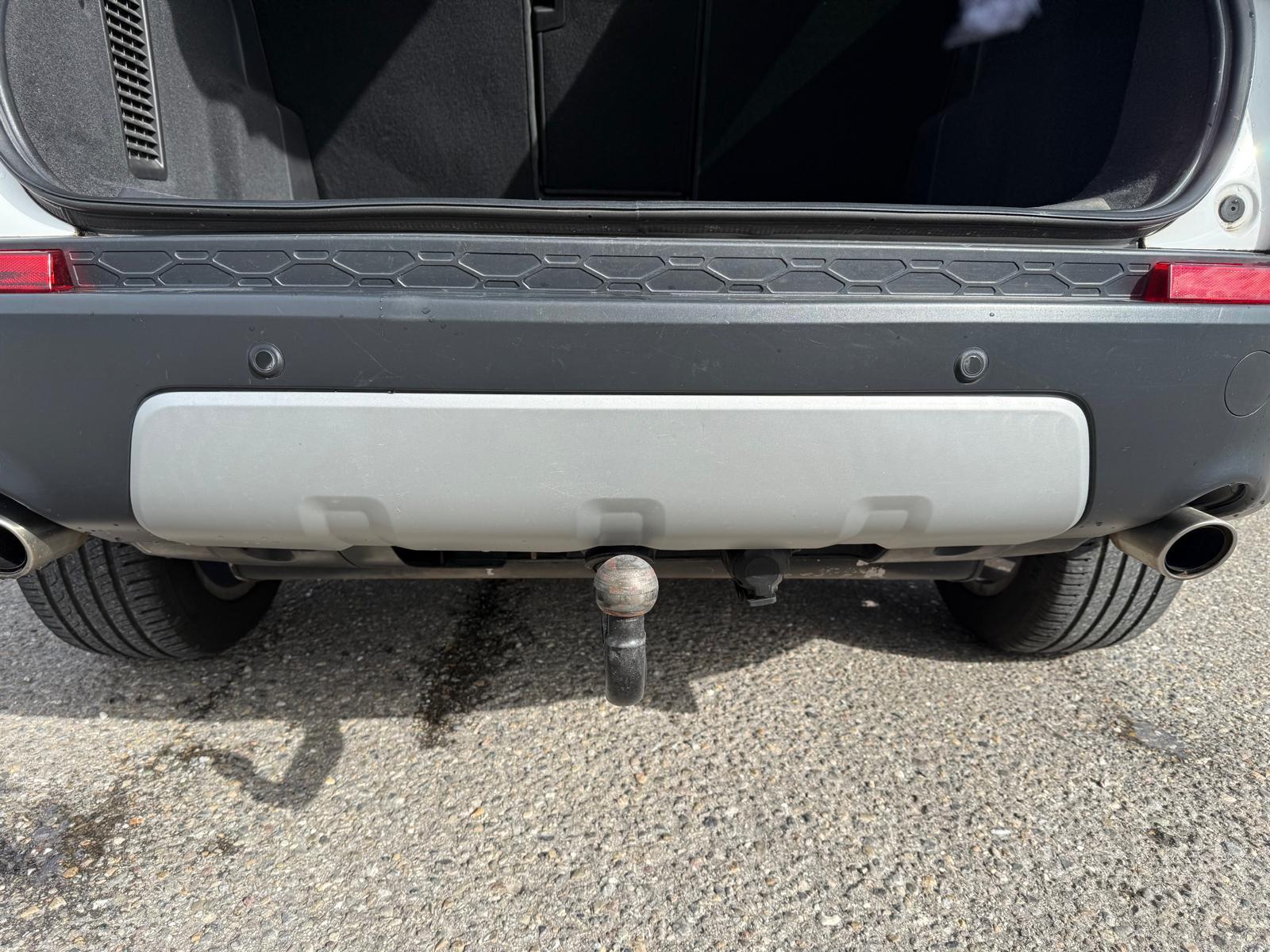 LAND ROVER Discovery Sport 2.0 TD4 180 HSE-image-16