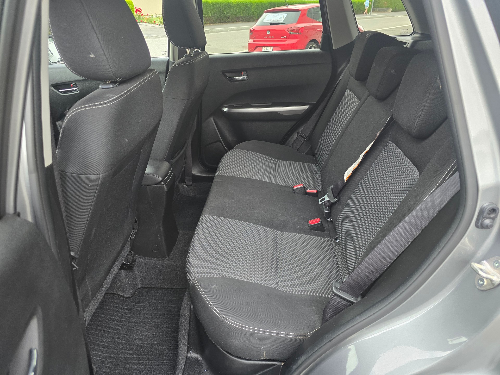 SUZUKI Vitara 1.4 Boosterjet Piz Sulai Top Hybrid Automatic-image-12