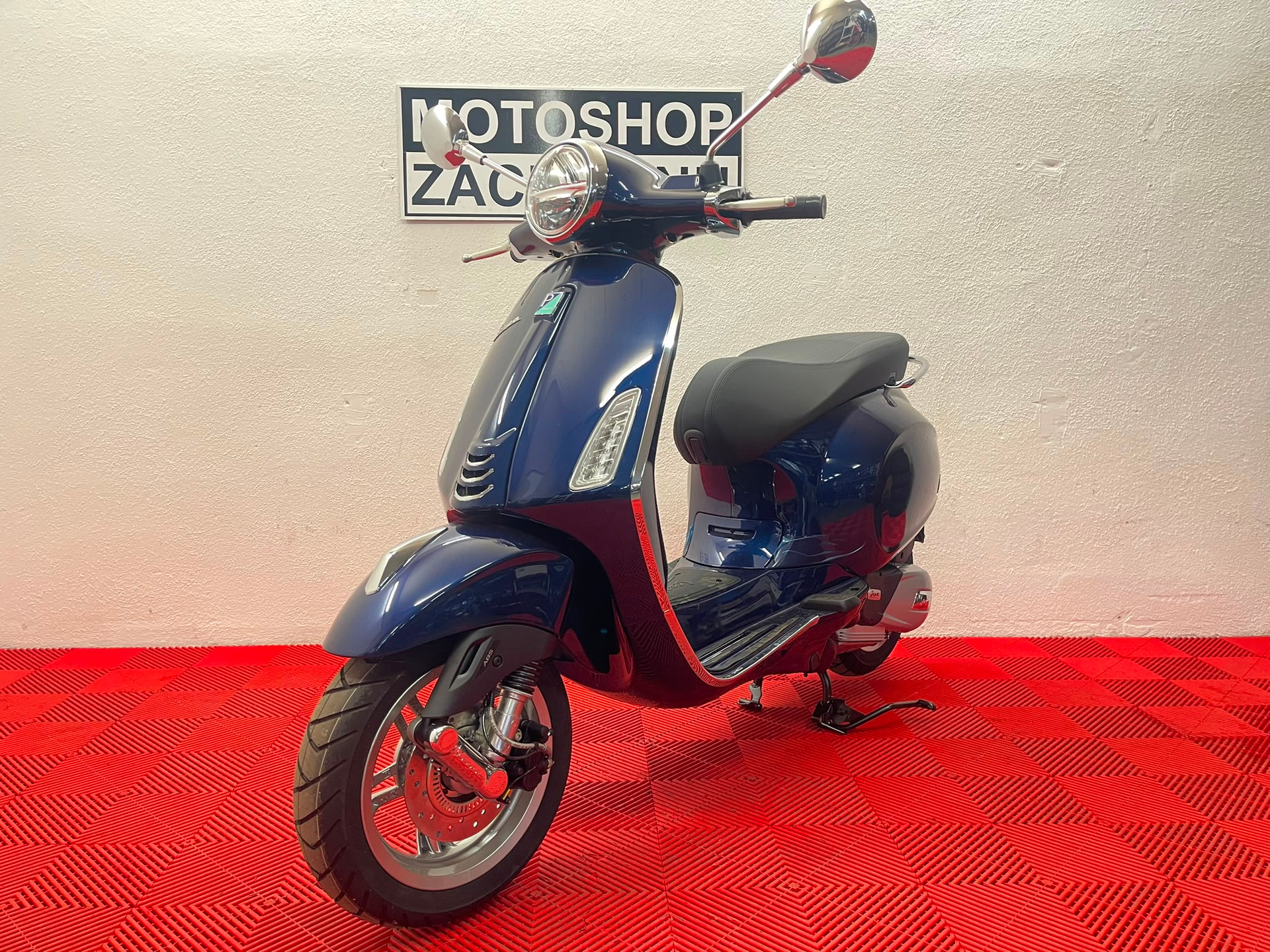 PIAGGIO Vespa 125 Primavera Euro 5+-showroom-element-2