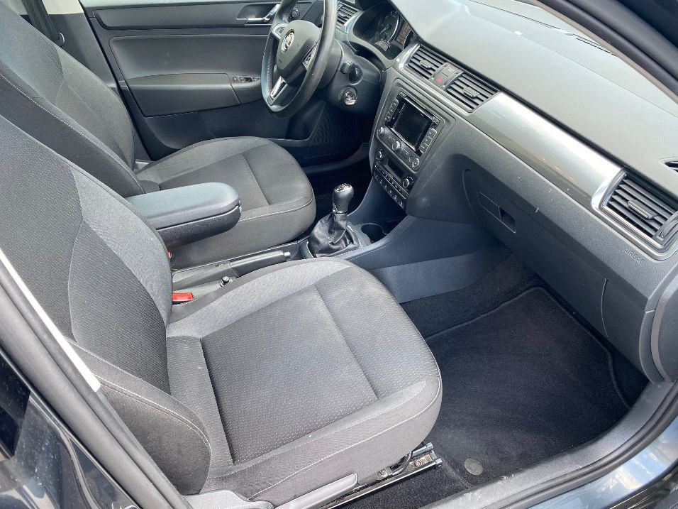 SKODA Rapid Spaceback 1.2 TSI Ambition-image-6