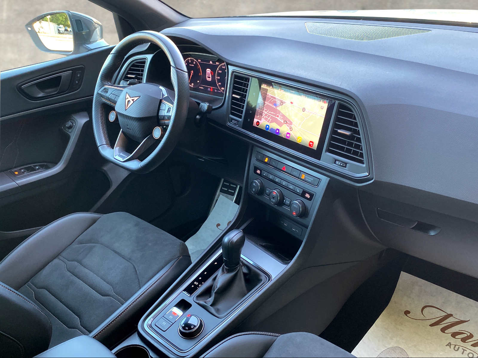 CUPRA Ateca 2.0TSI 300PS VZ 4Drive DSG **Top-Ausstattung**-image-9