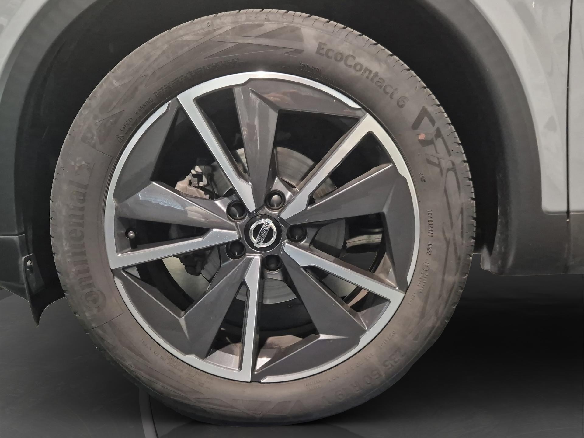 NISSAN Qashqai 1.3 DIG-T MHEV Tekna Xtronic 4x4-image-17