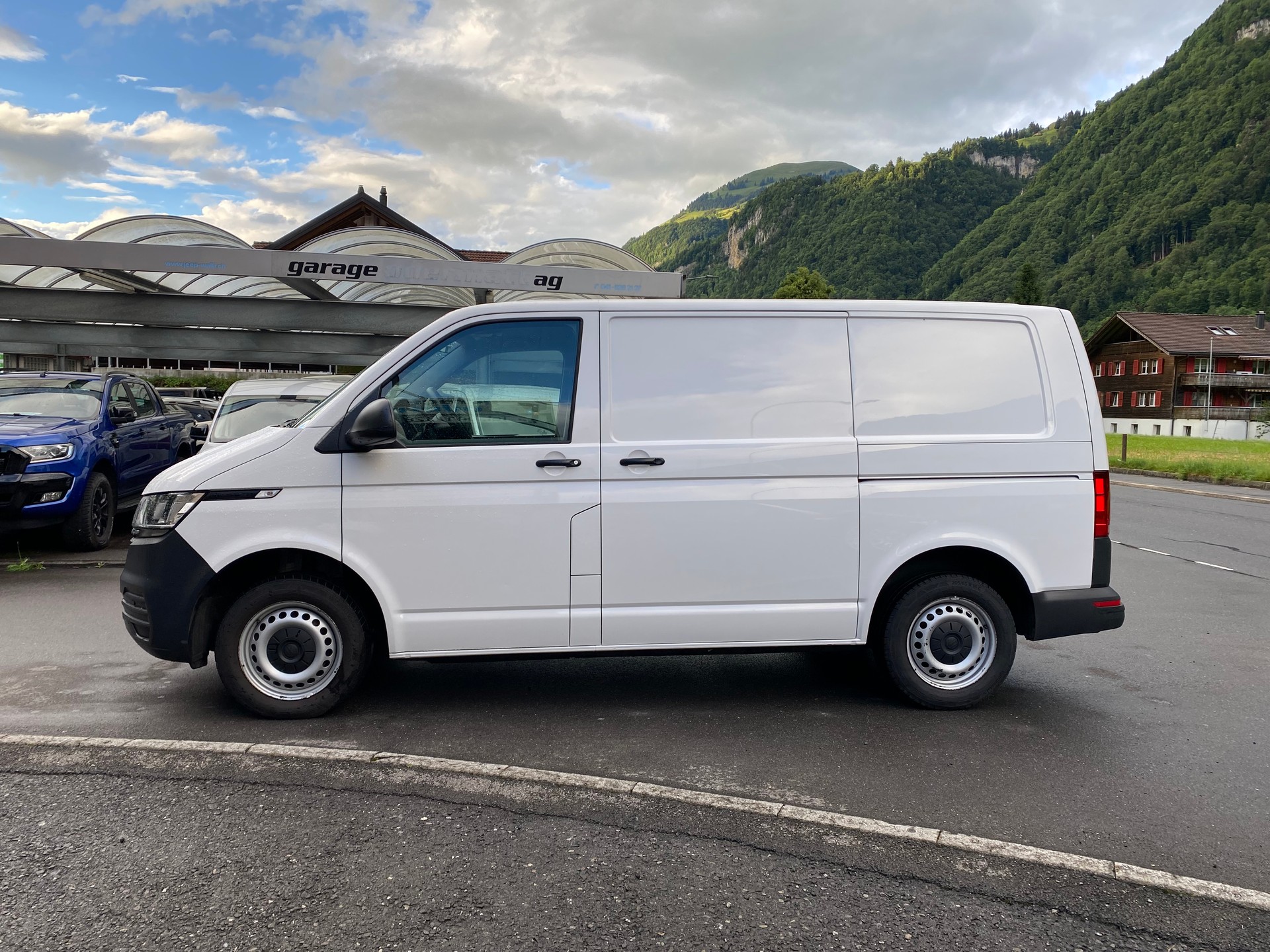 VW T6.1 2.0 TDI 4Motion DSG-image-0