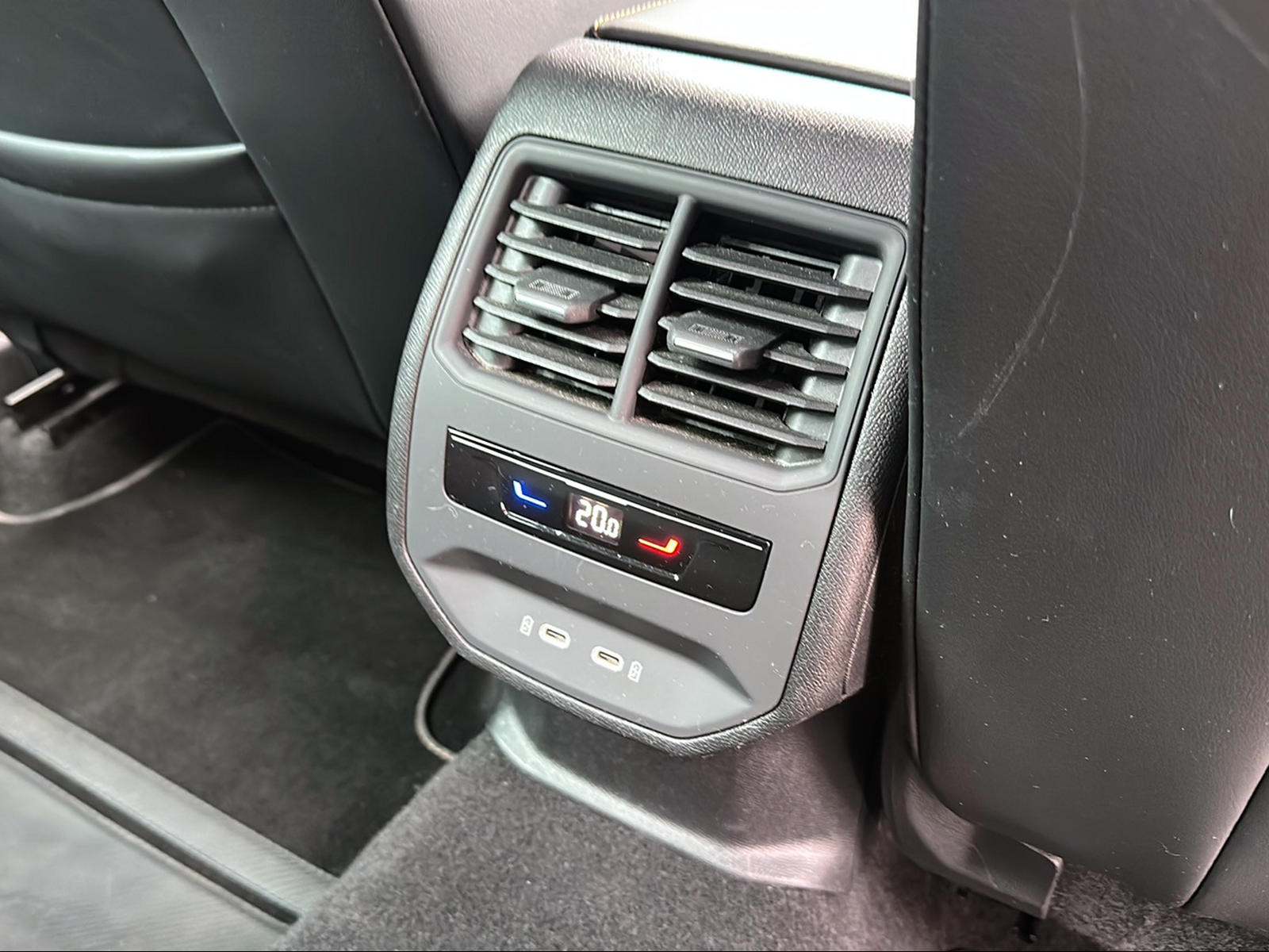 CUPRA Formentor 1.4 e-HYBRID pHEV VZ DSG-image-16
