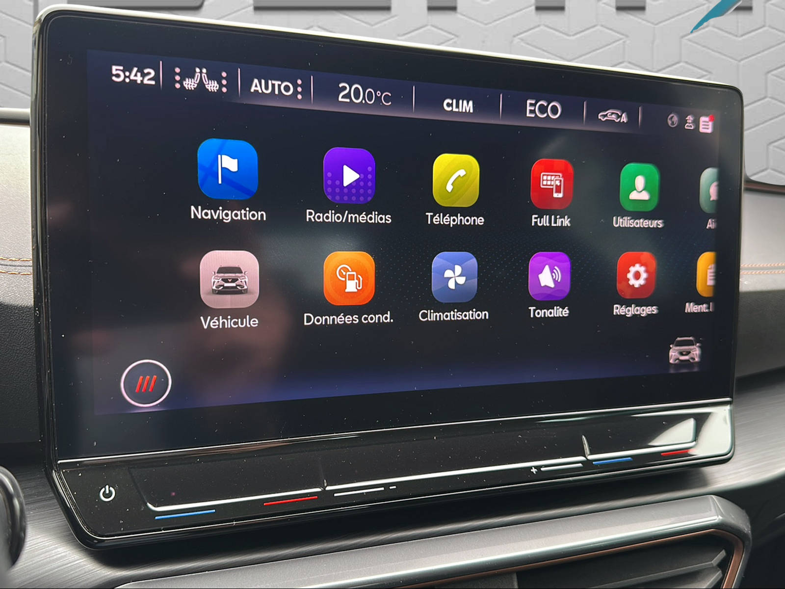 CUPRA Formentor 1.4 e-HYBRID pHEV VZ DSG-image-19