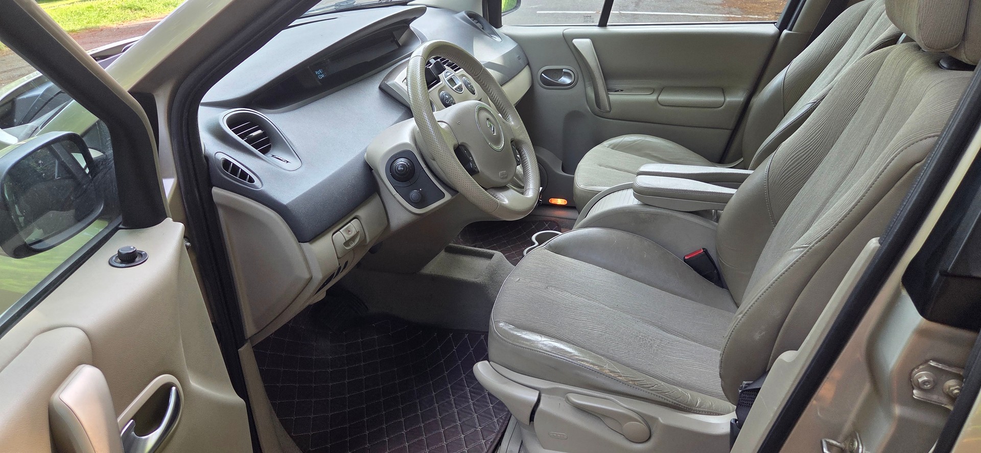 RENAULT Scenic 2.0 16V Expression-image-4