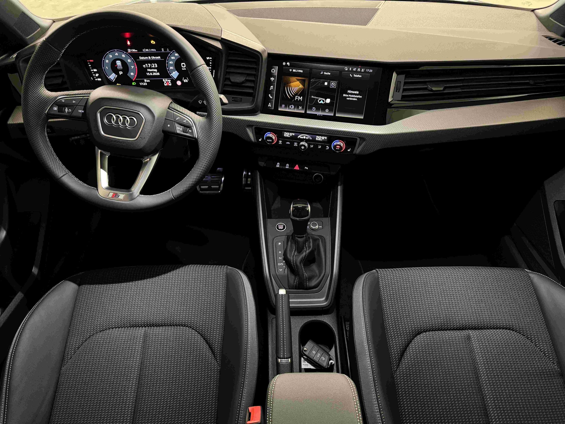 AUDI A1 Sportback 35 TFSI S Line S-tronic-image-10