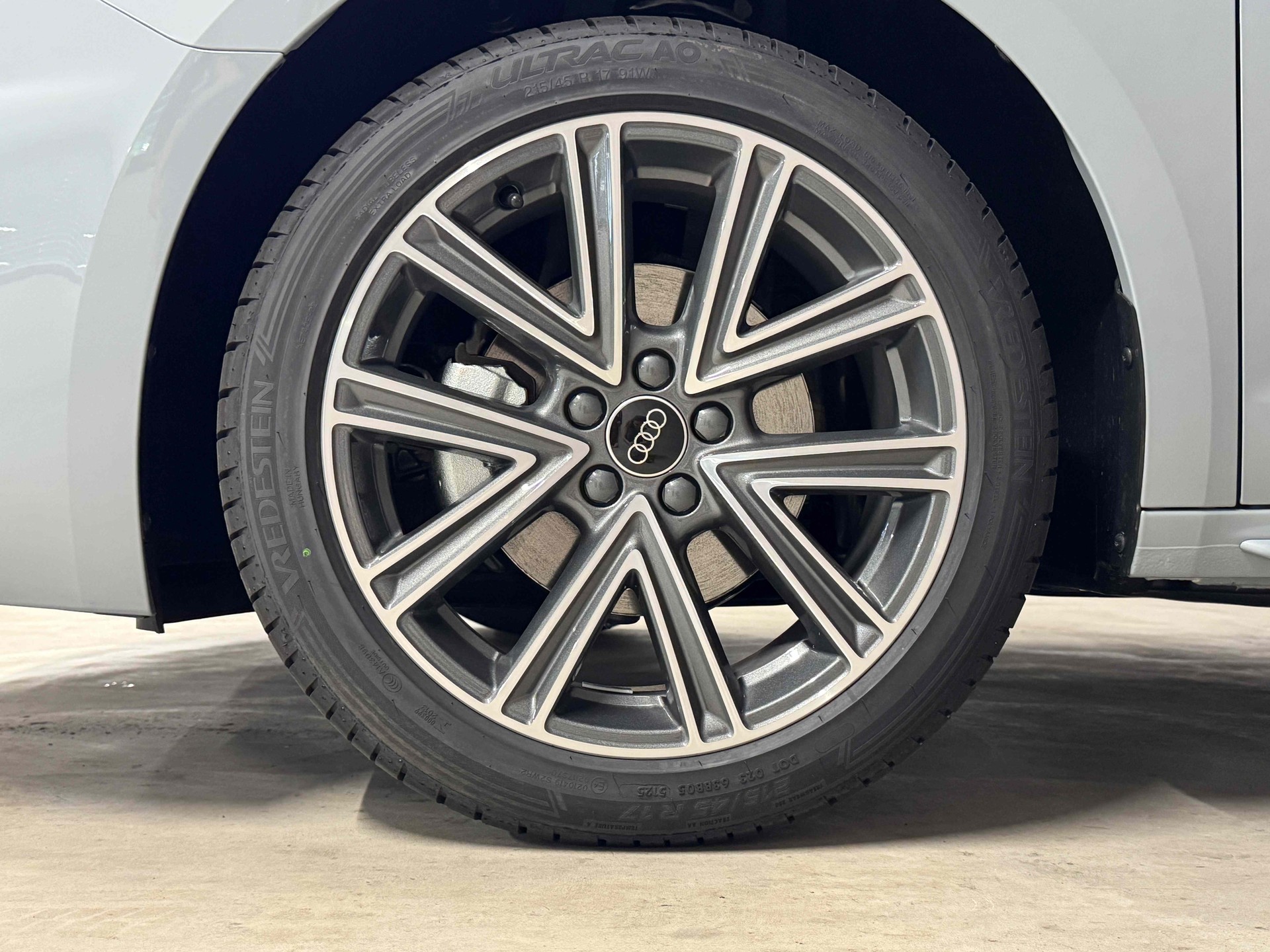 AUDI A1 Sportback 35 TFSI S Line S-tronic-image-16