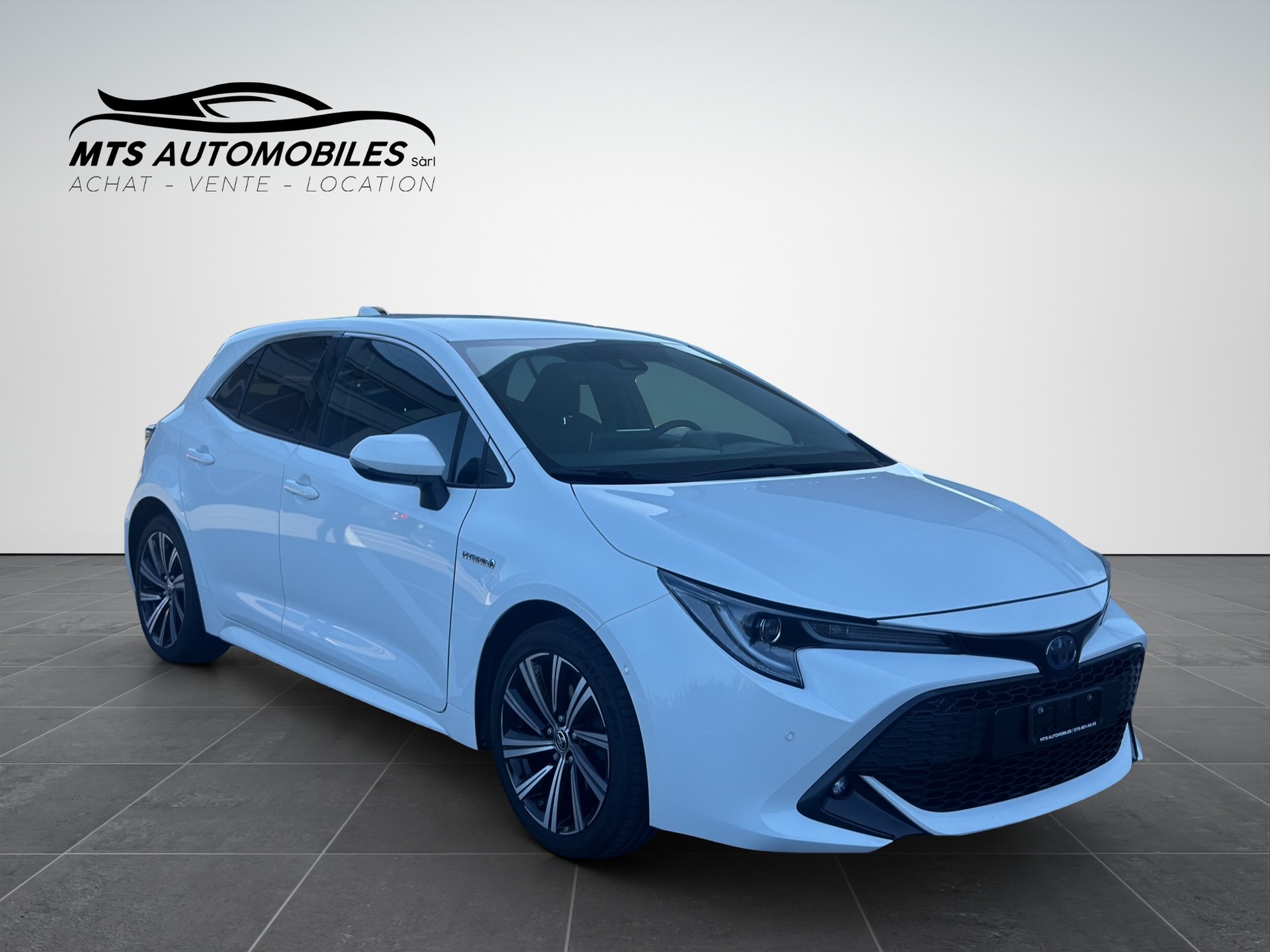 TOYOTA Corolla 1.8 HSD Trend e-CVT-image-7