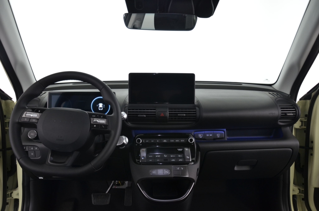 HYUNDAI Inster 49kWh Luxury-image-10