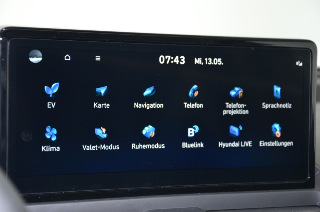 HYUNDAI Inster 49kWh Luxury-image-14