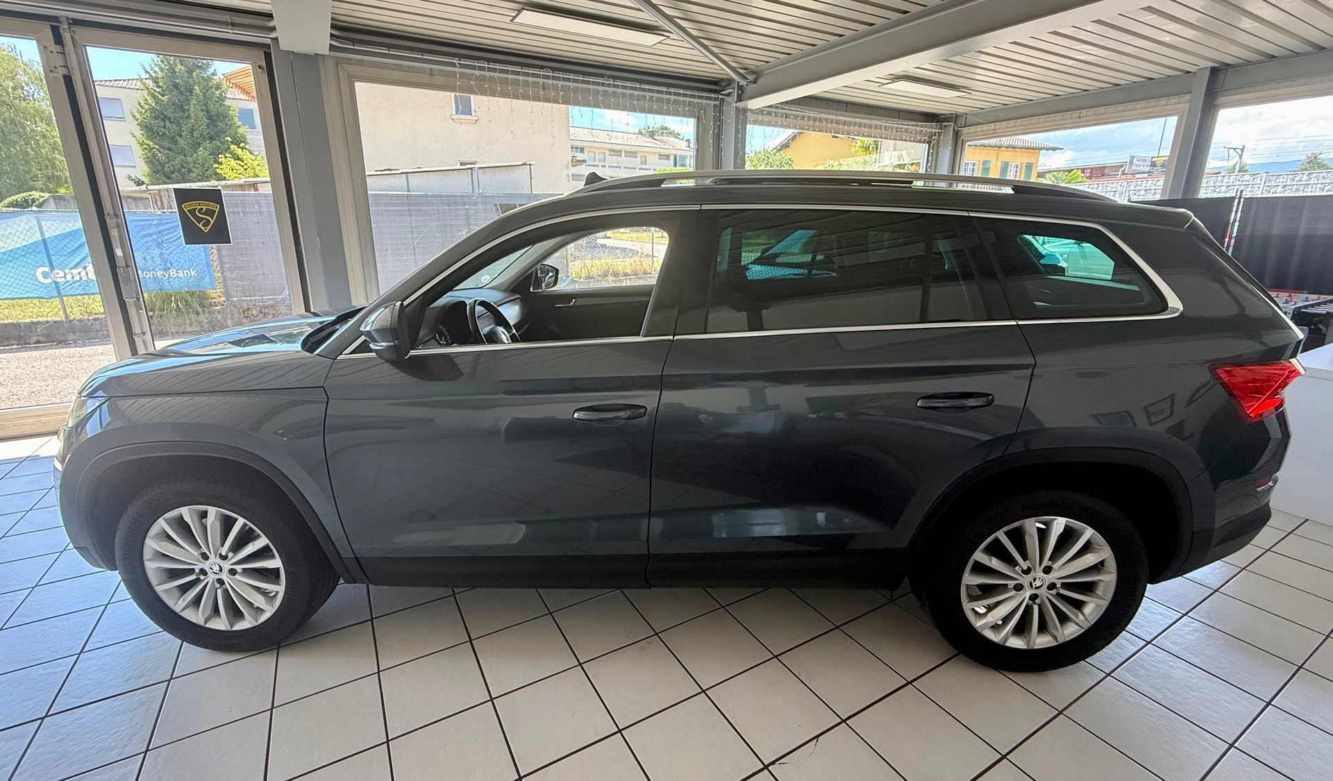 SKODA Kodiaq 2.0 TSI Style DSG 4x4-image-5
