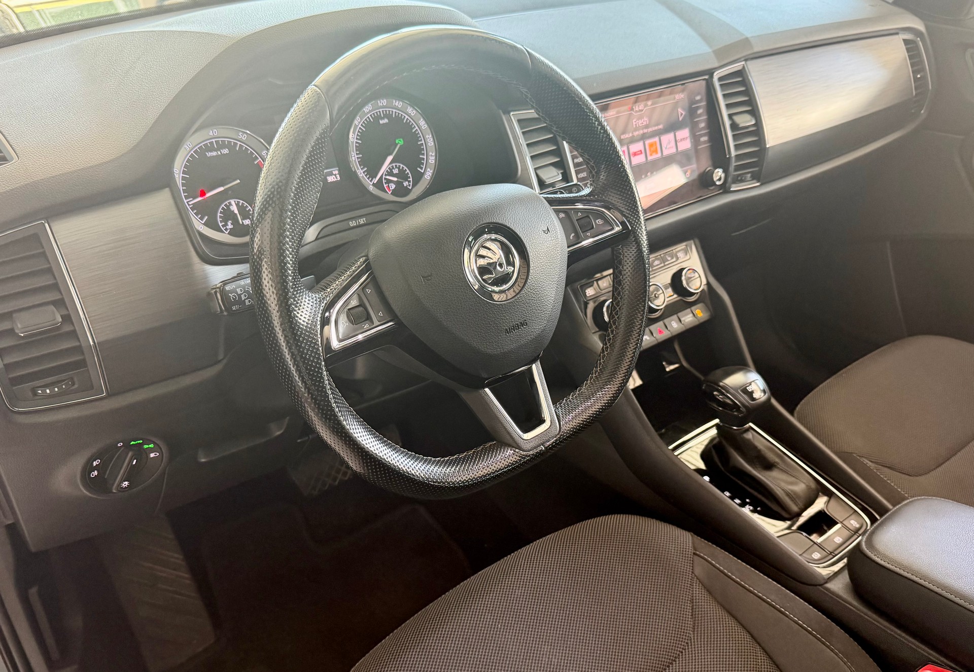 SKODA Kodiaq 2.0 TSI Style DSG 4x4-image-12