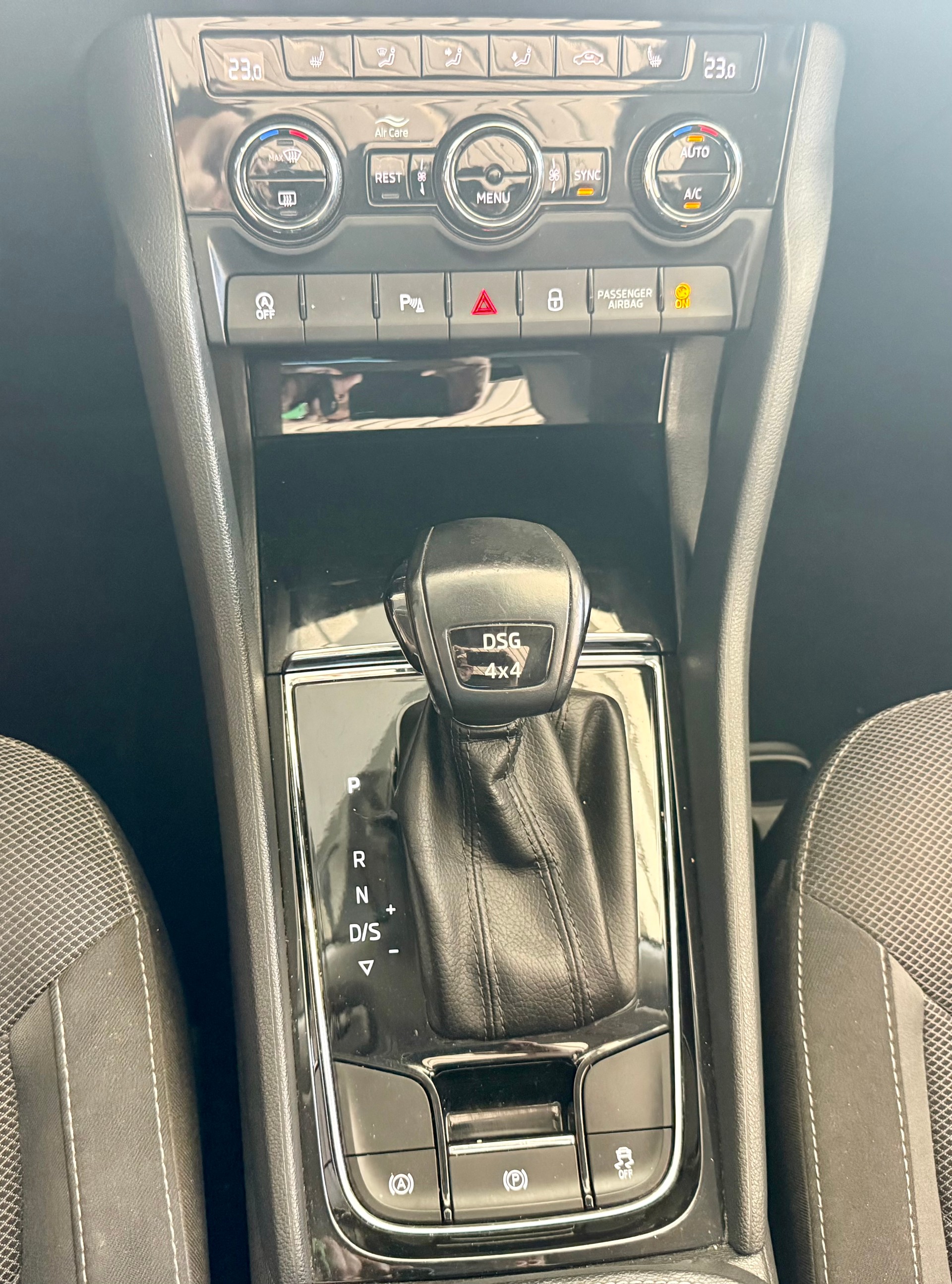 SKODA Kodiaq 2.0 TSI Style DSG 4x4-image-20