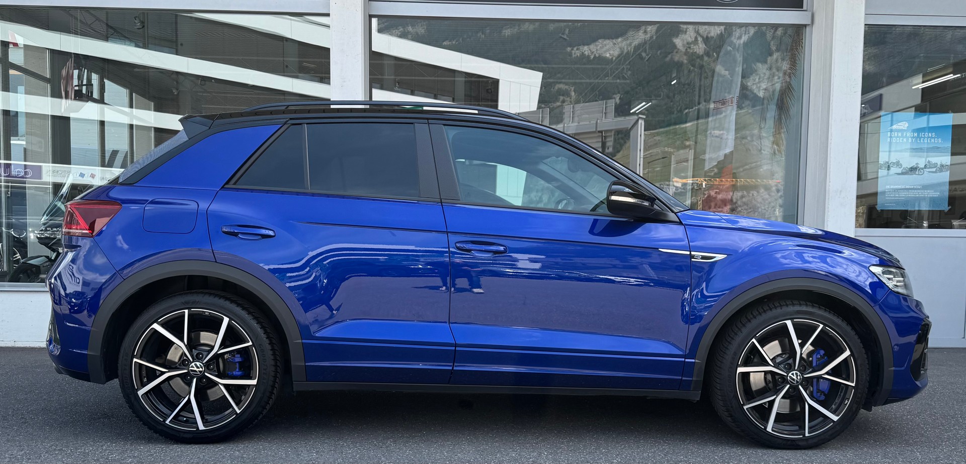 VW T-Roc 2.0 TSI R DSG 4Motion "Akrapovic"-image-1