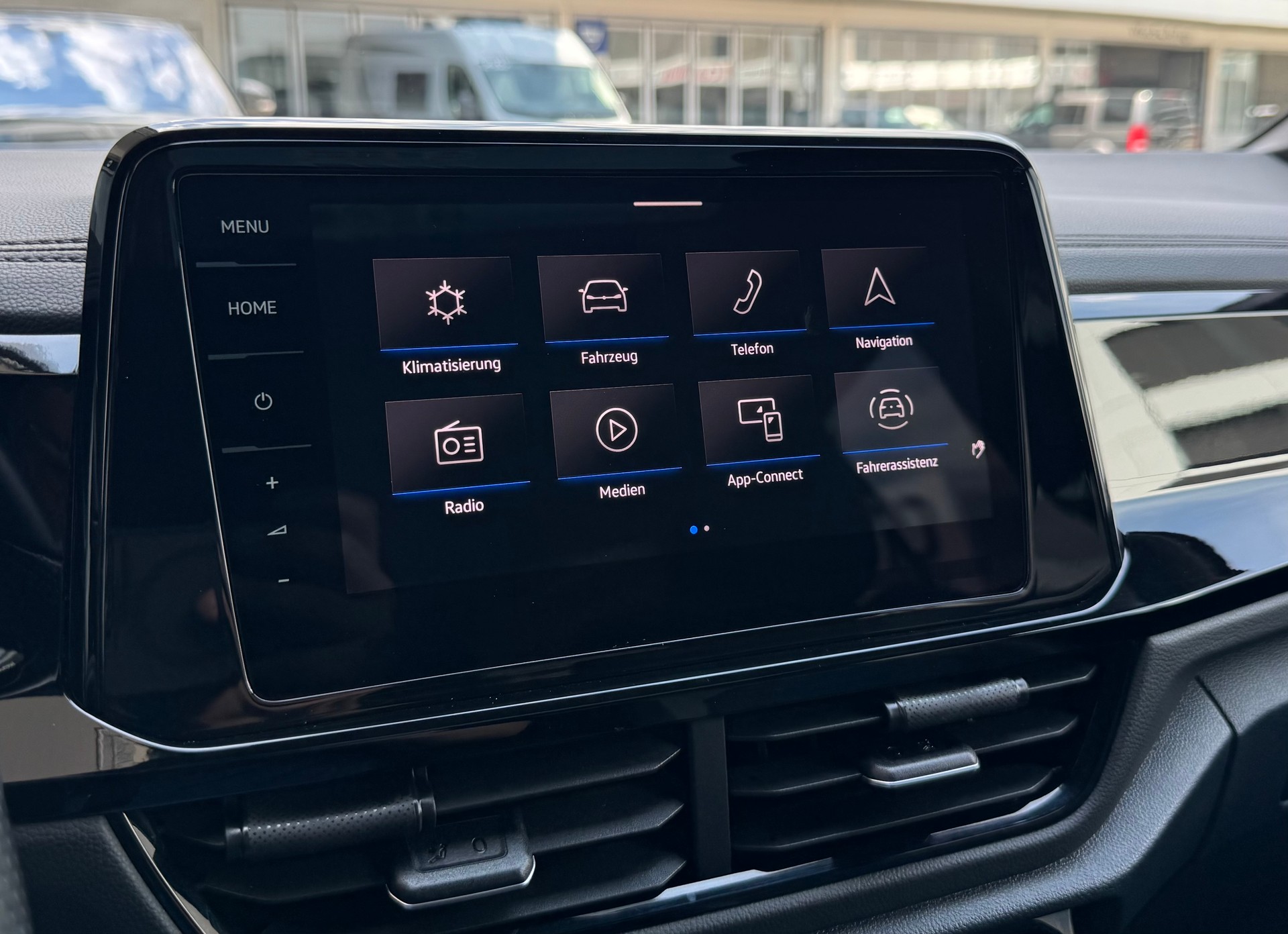VW T-Roc 2.0 TSI R DSG 4Motion "Akrapovic"-image-18