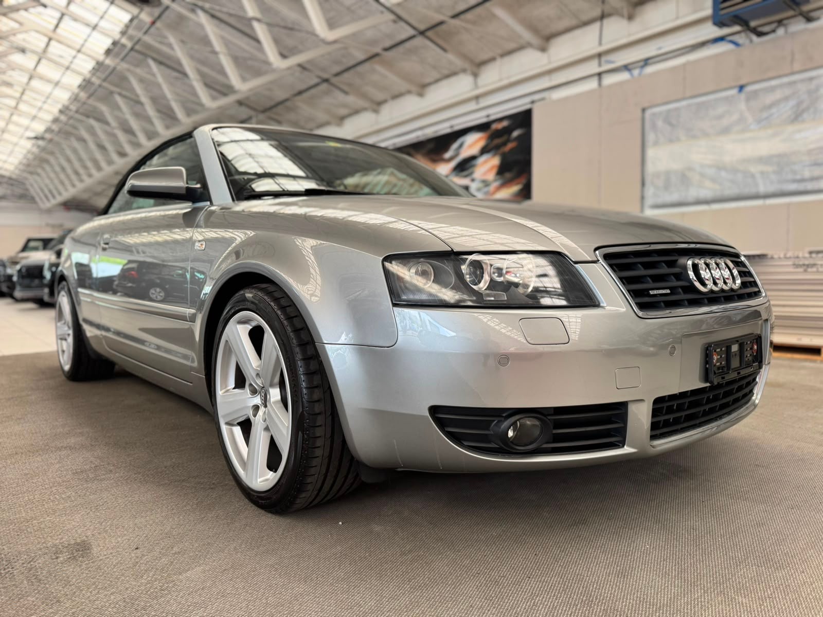 AUDI A4 Cabriolet 3.0 quattro-image-4