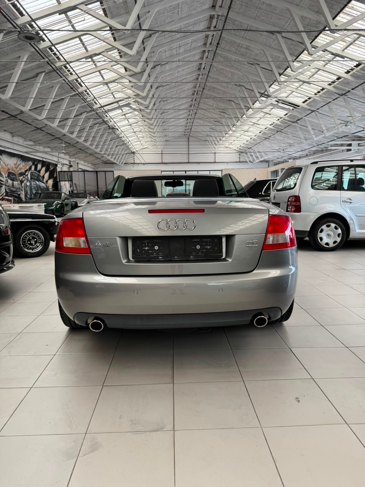 AUDI A4 Cabriolet 3.0 quattro-showroom-element-2