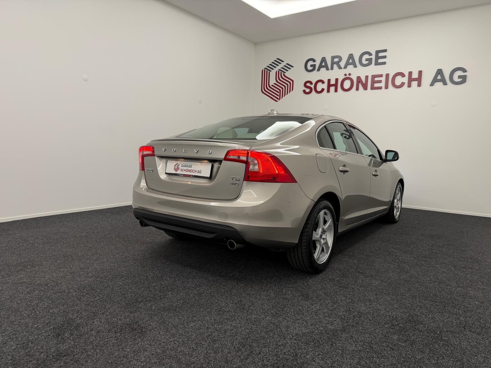 VOLVO S60 3.0 T6 Summum AWD-image-4