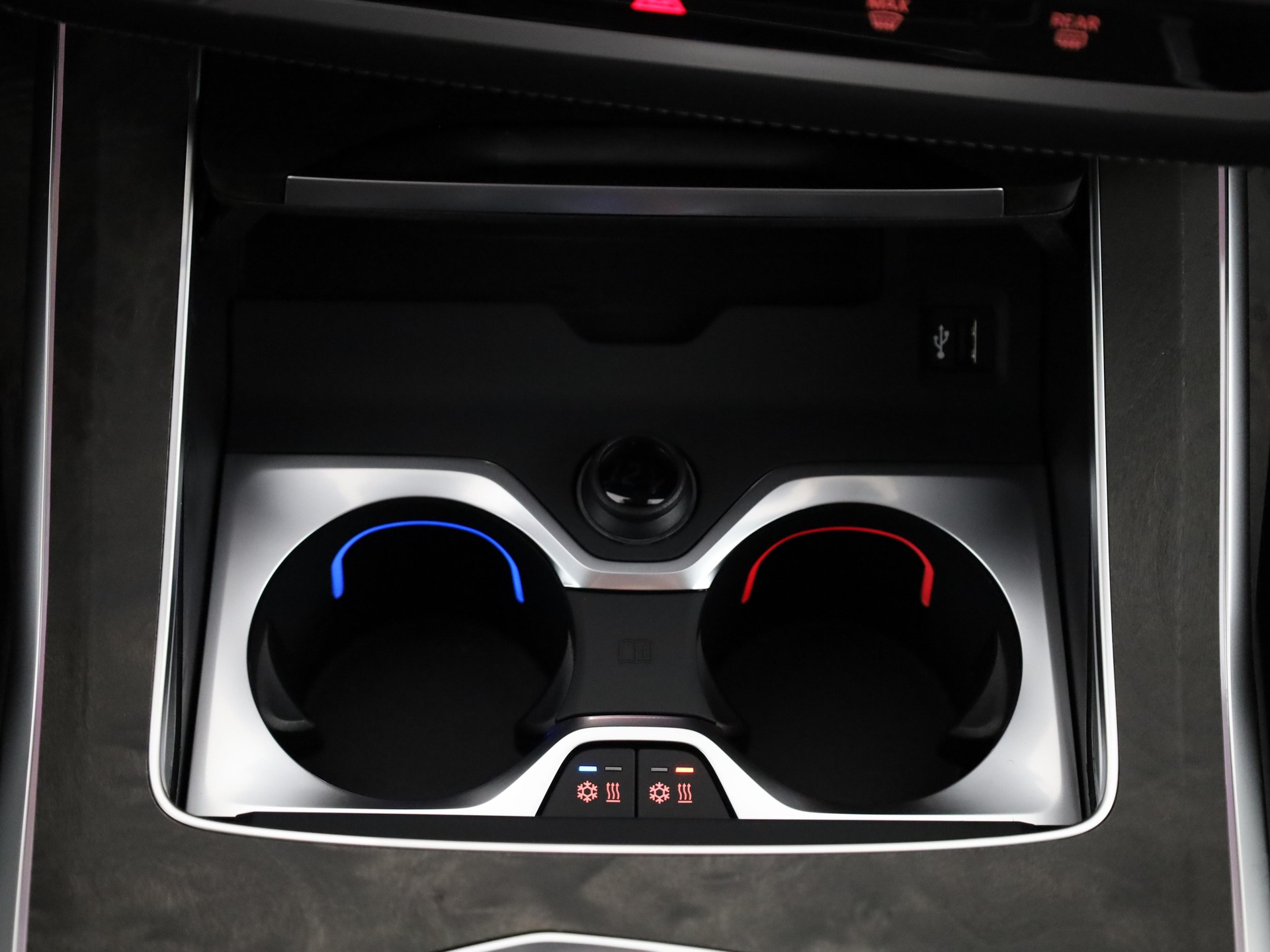 BMW X7 40d xDrive-image-23