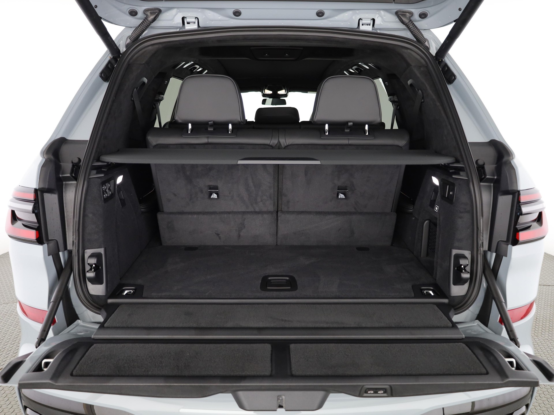 BMW X7 40d xDrive-image-6