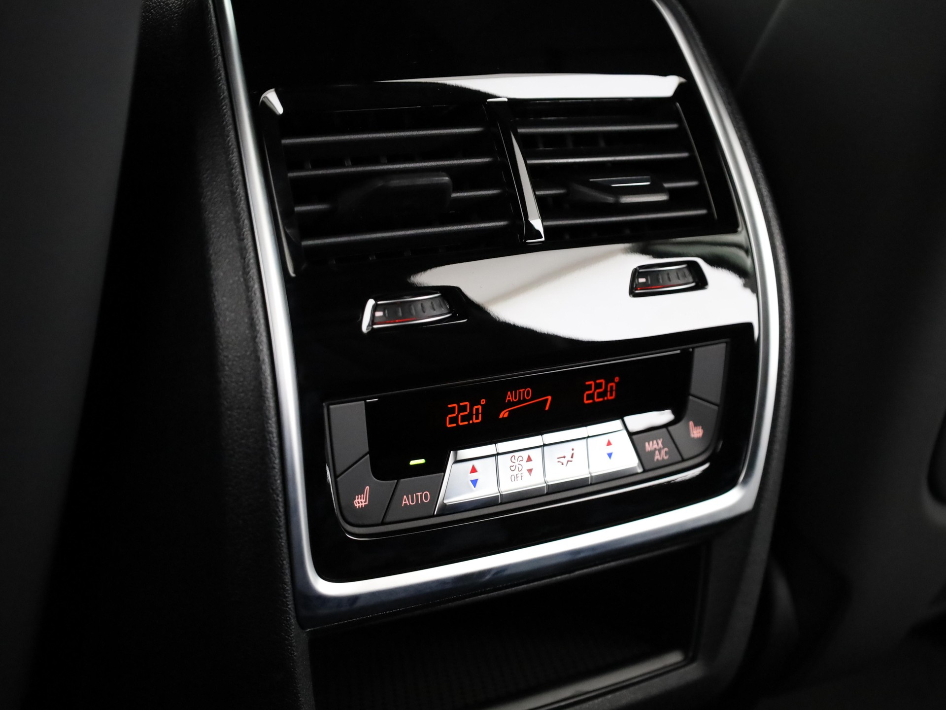 BMW X7 40d xDrive-image-22