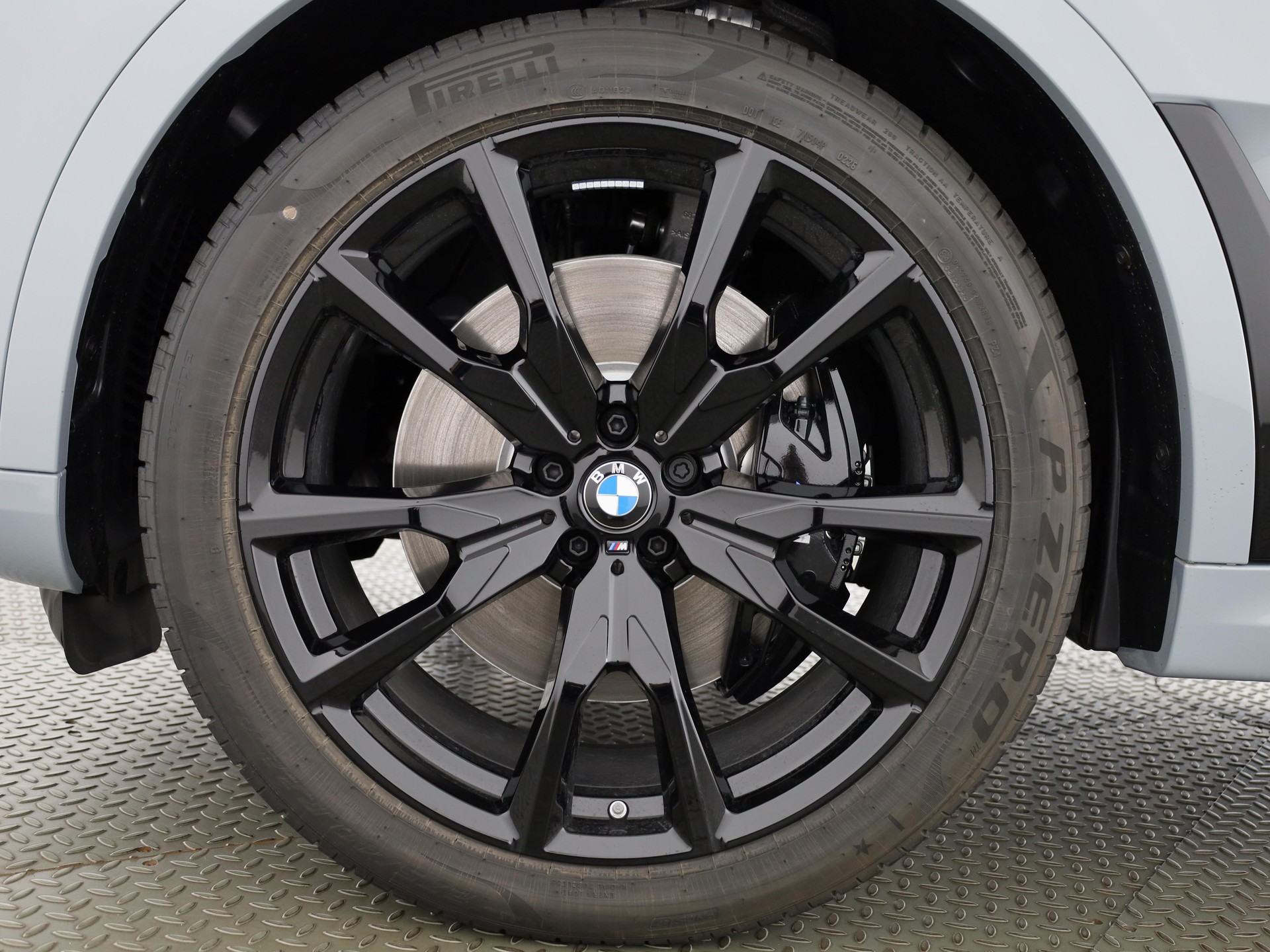 BMW X7 40d xDrive-image-24