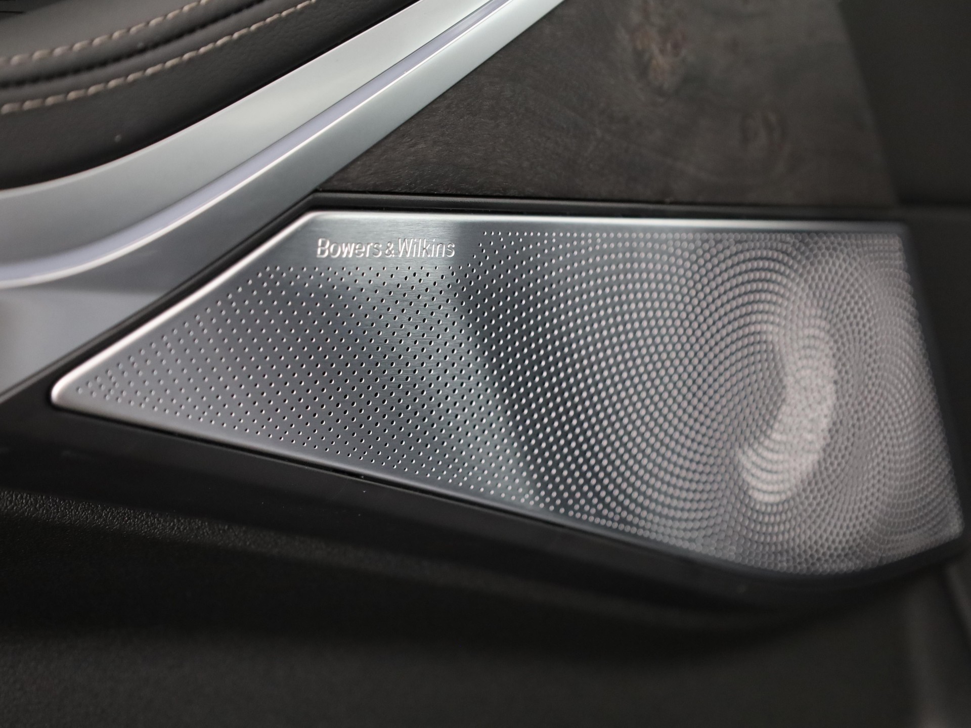 BMW X7 40d xDrive-image-13
