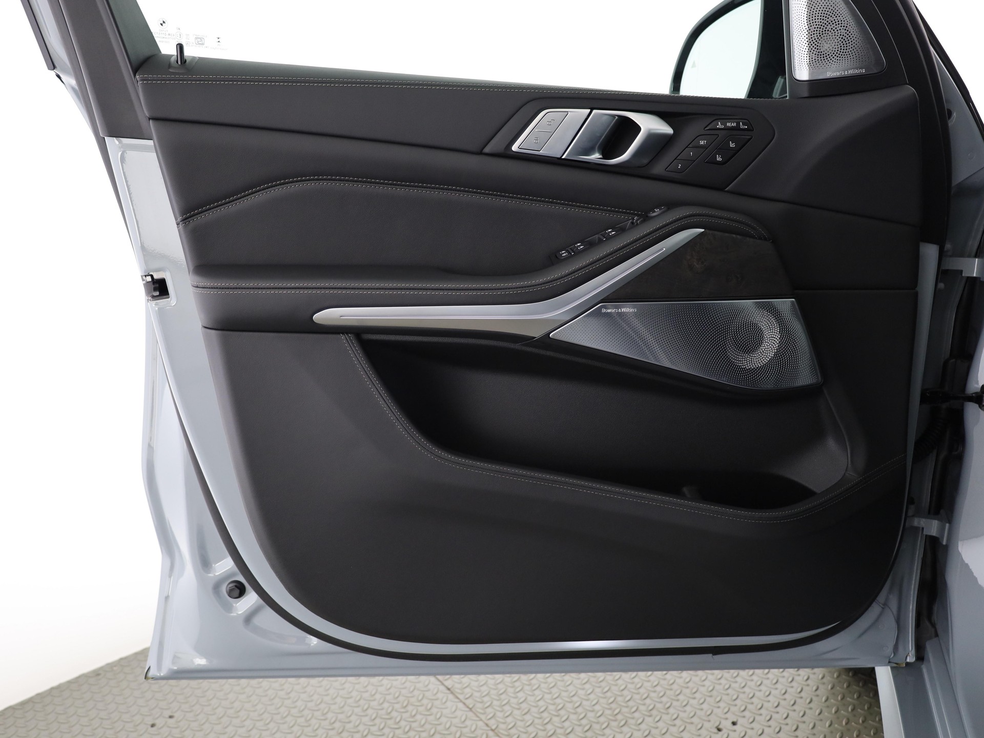 BMW X7 40d xDrive-image-10