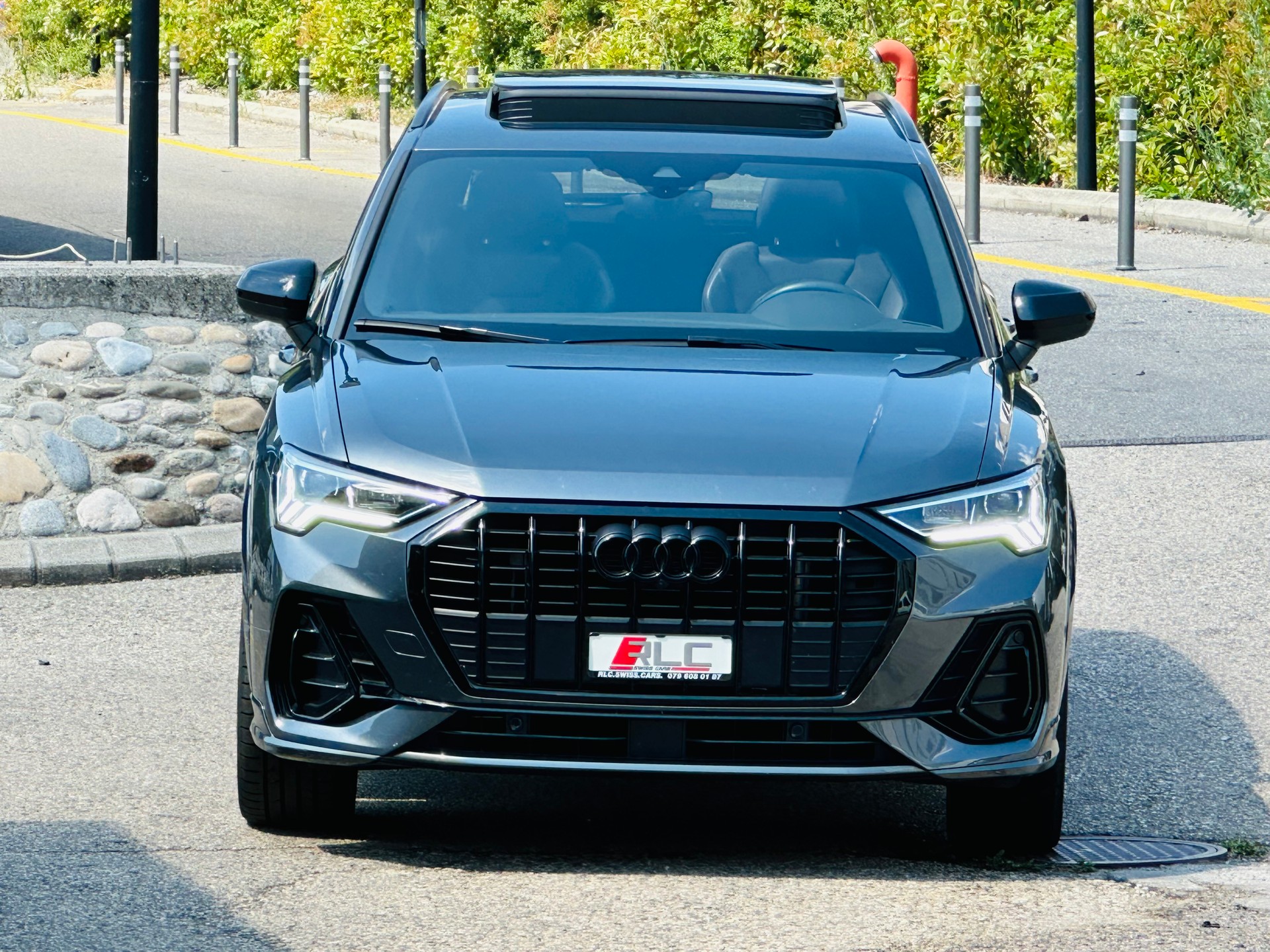 AUDI Q3 45 TFSI e S line S-tronic-showroom-element-2