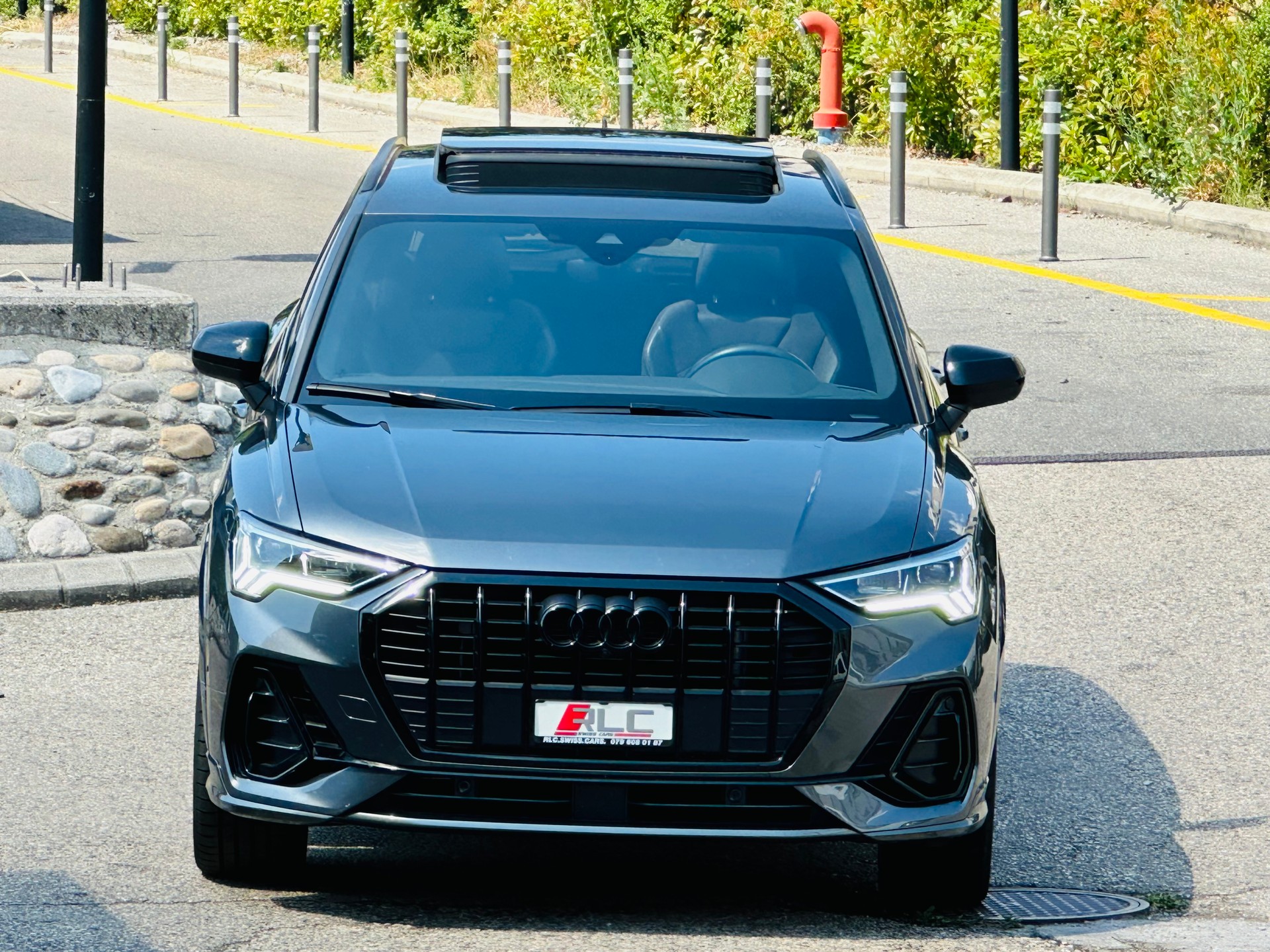 AUDI Q3 45 TFSI e S line S-tronic-showroom-element-3