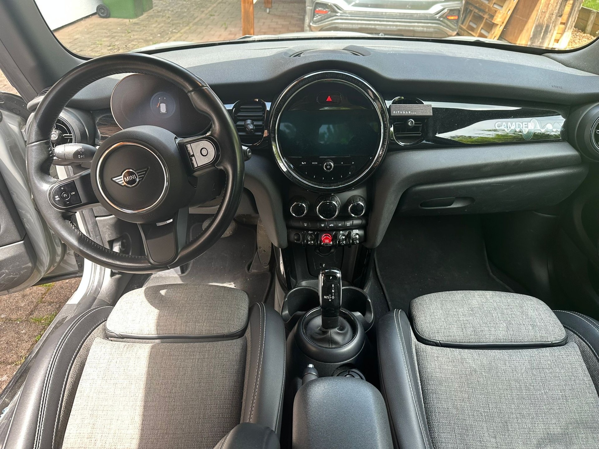 MINI COOPER-image-2