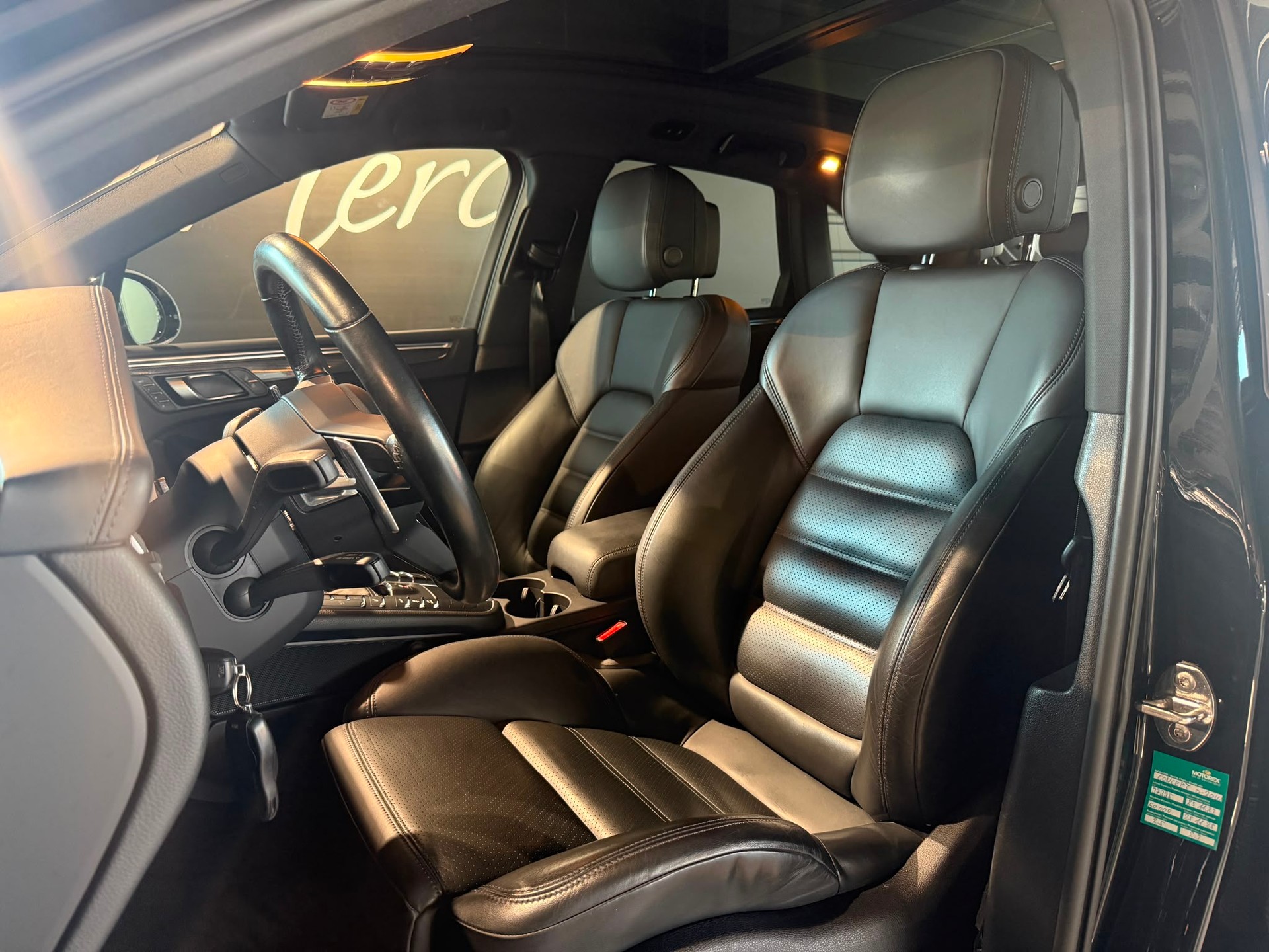 PORSCHE Macan S PDK-image-6