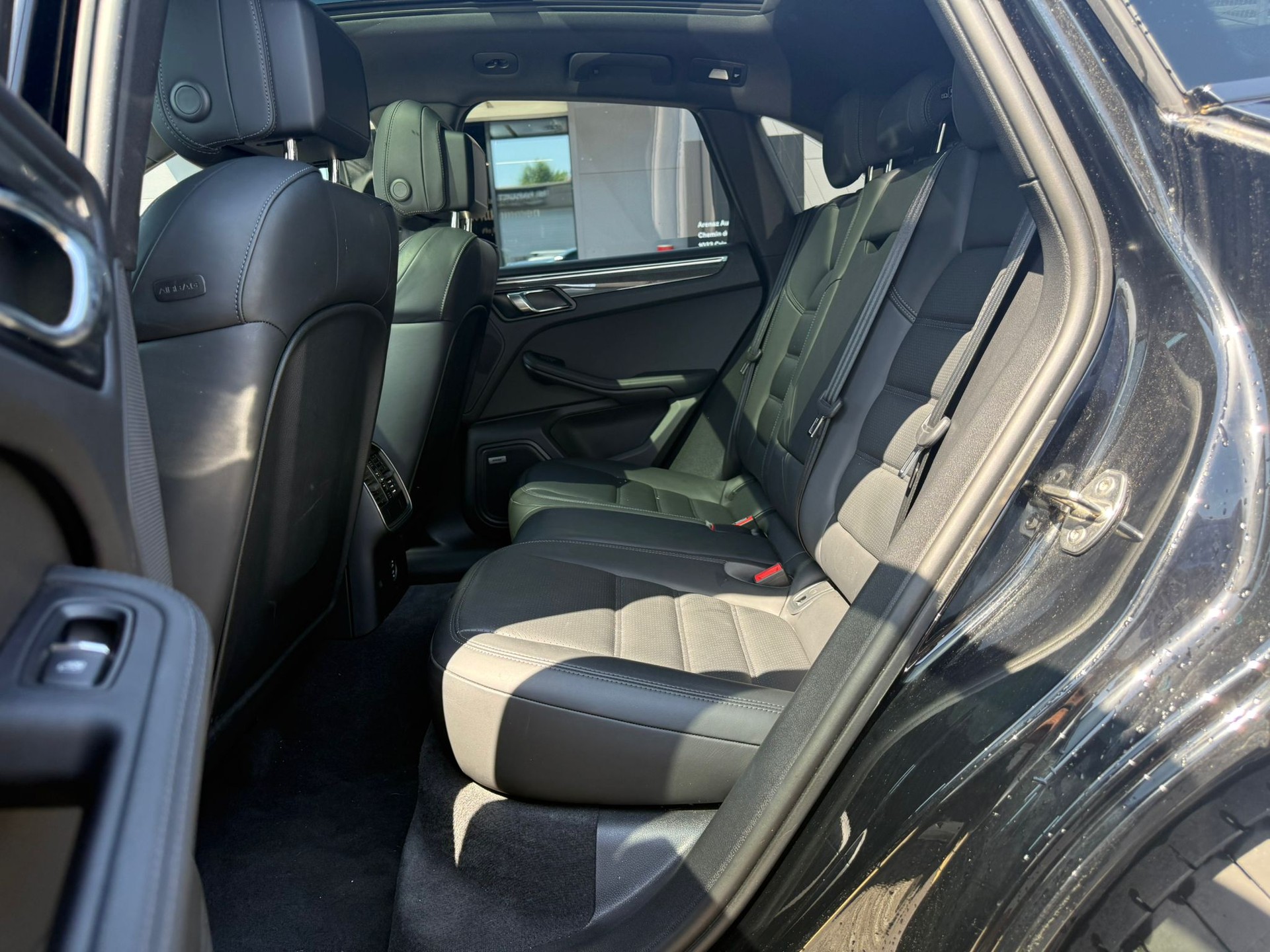 PORSCHE Macan S PDK-image-6