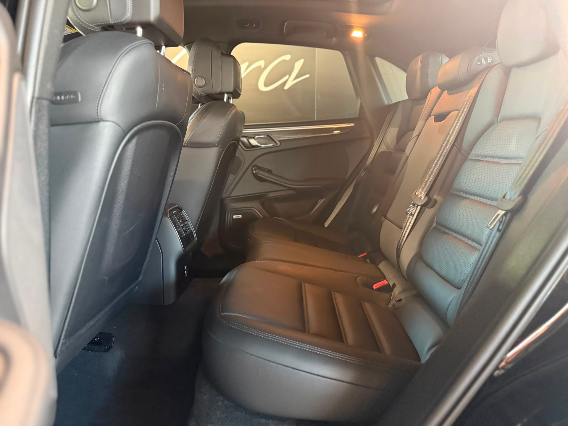PORSCHE Macan S PDK-image-9