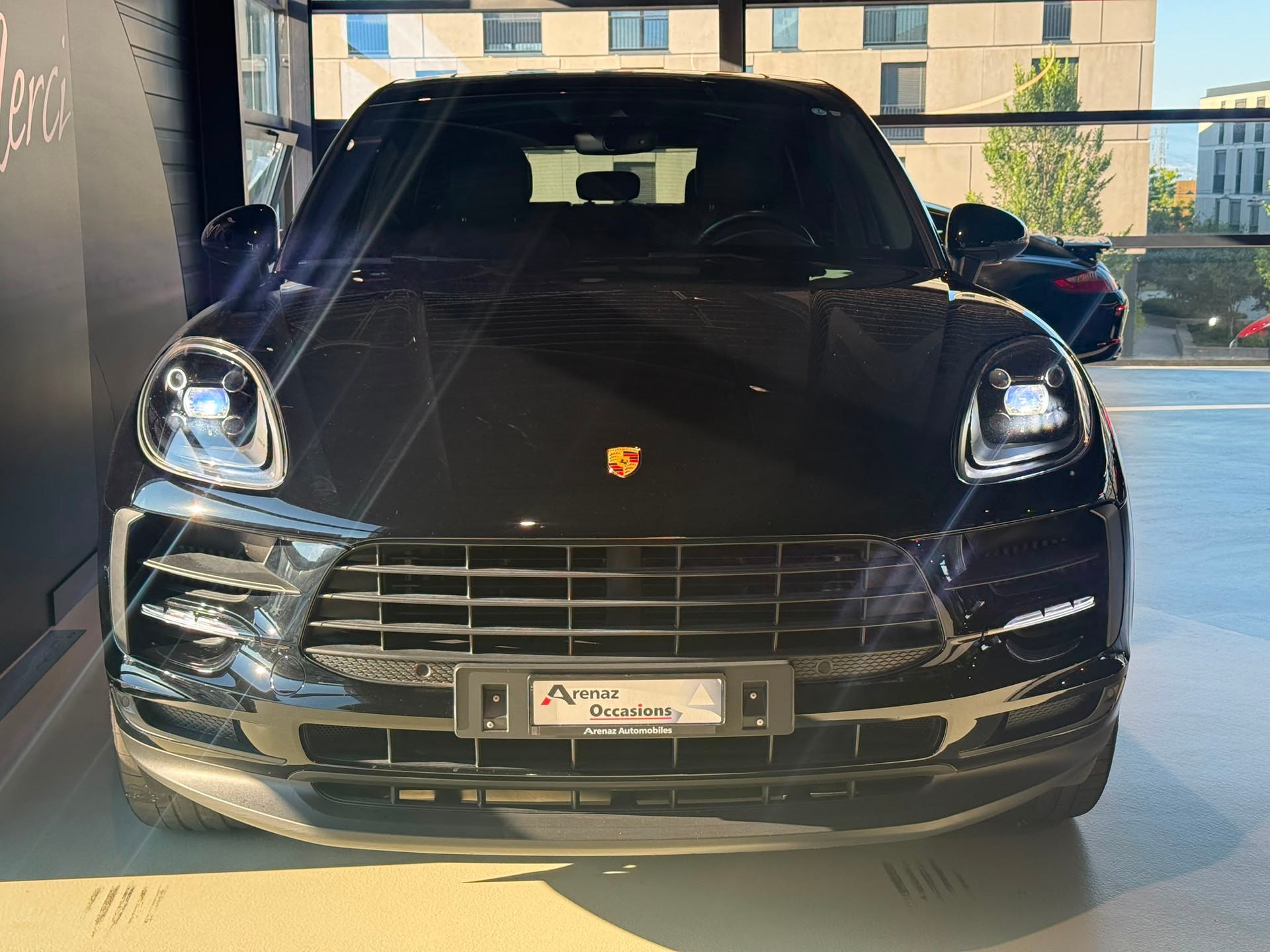 PORSCHE Macan S PDK-showroom-element-2