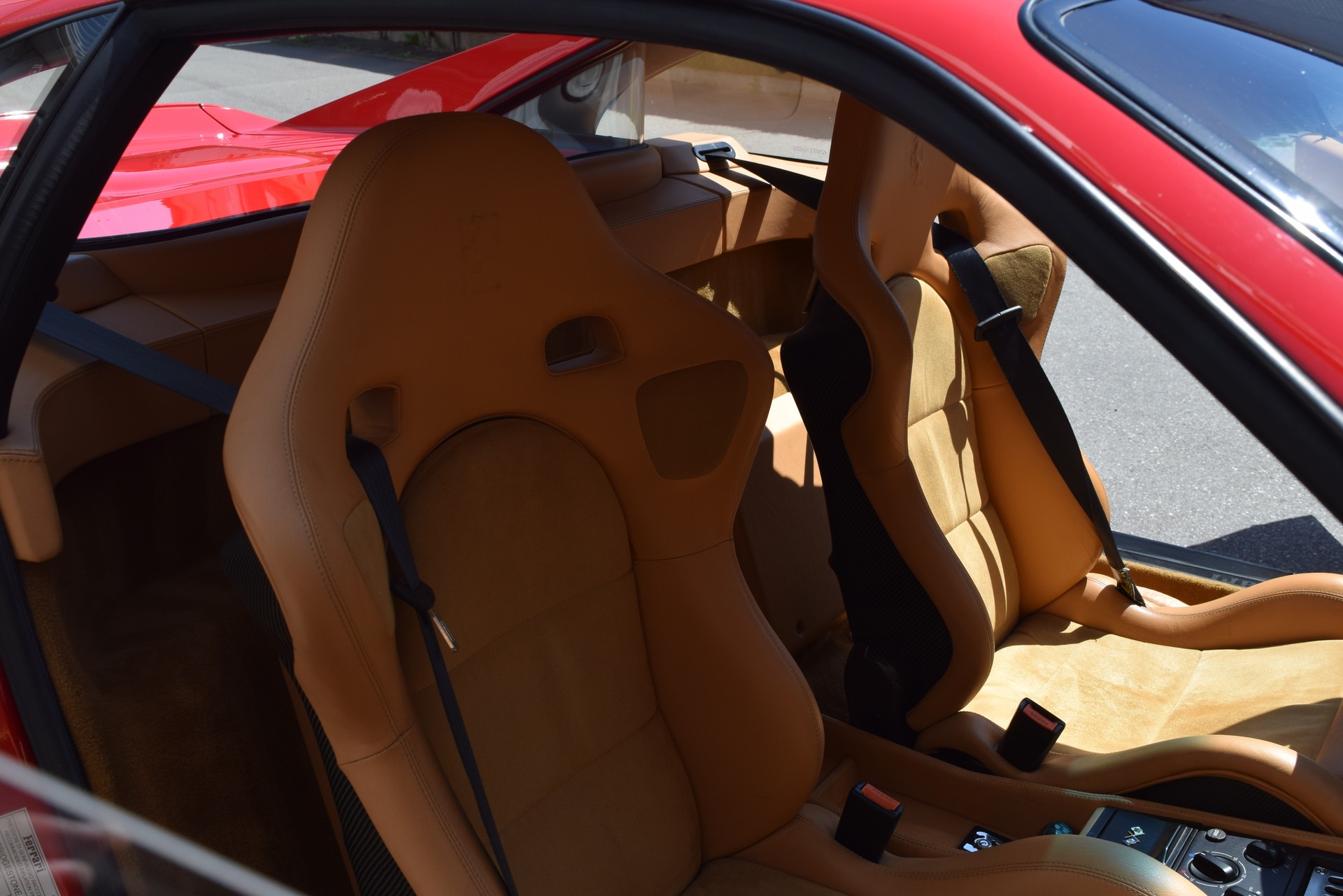 FERRARI F355 Berlinetta-image-9