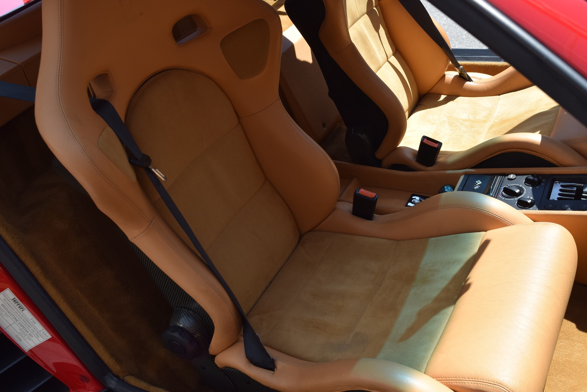 FERRARI F355 Berlinetta-image-10