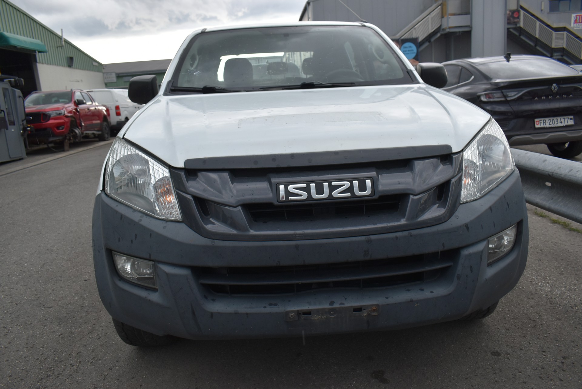 ISUZU D-MAX 2.5 Crew Cab Satellite 4x4-image-2