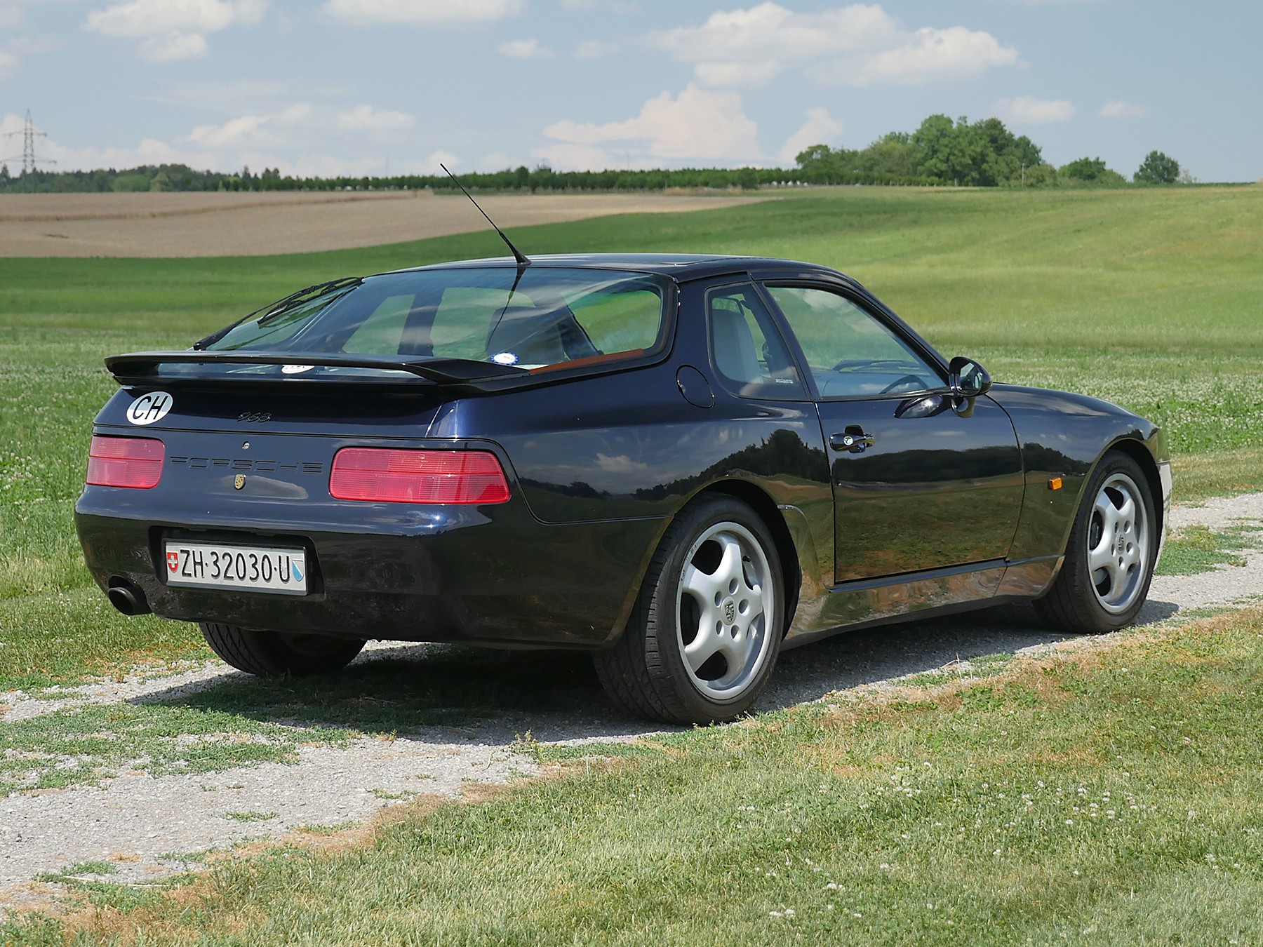 PORSCHE 968-image-6